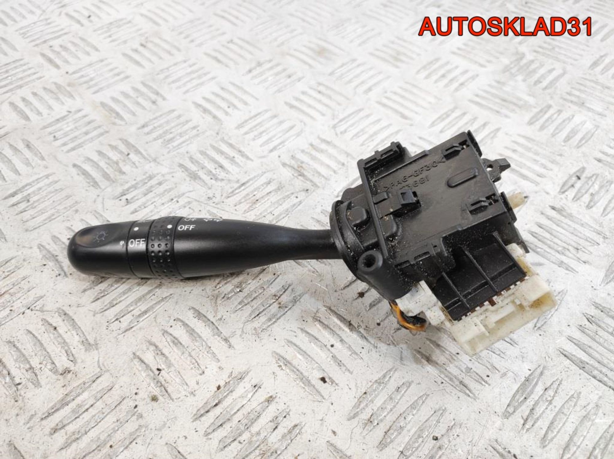 Переключатель поворотов Toyota Yaris 1 8414052020, 1000 рублей, Дубовое