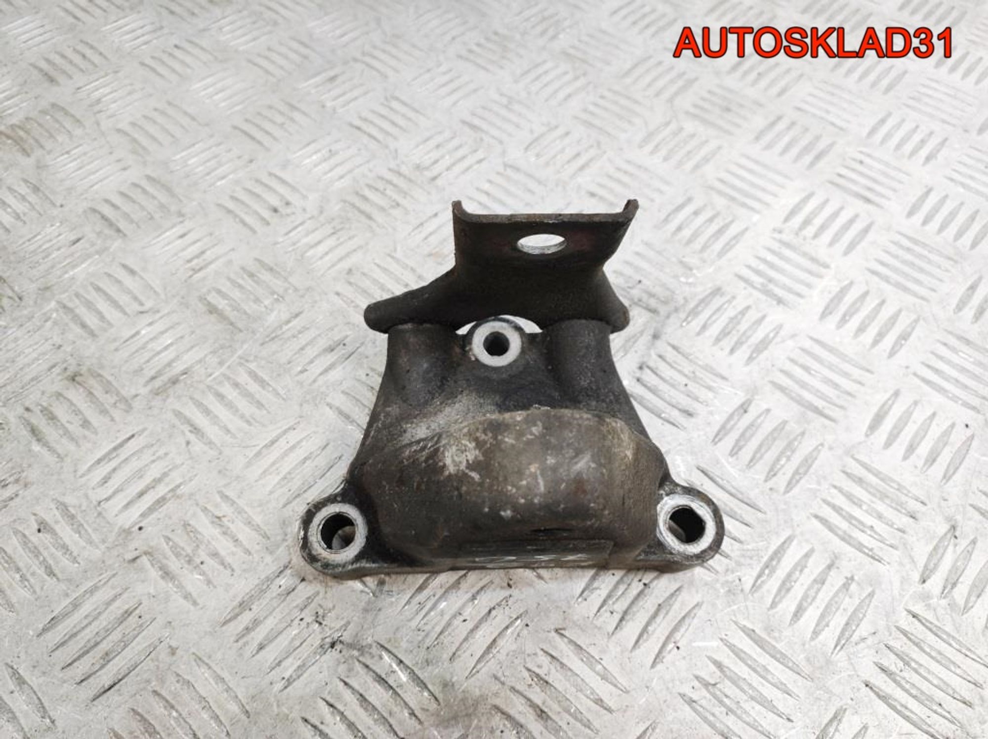 Кронштейн двигателя задний Renault Laguna 2 8200298146, 900 рублей, Дубовое