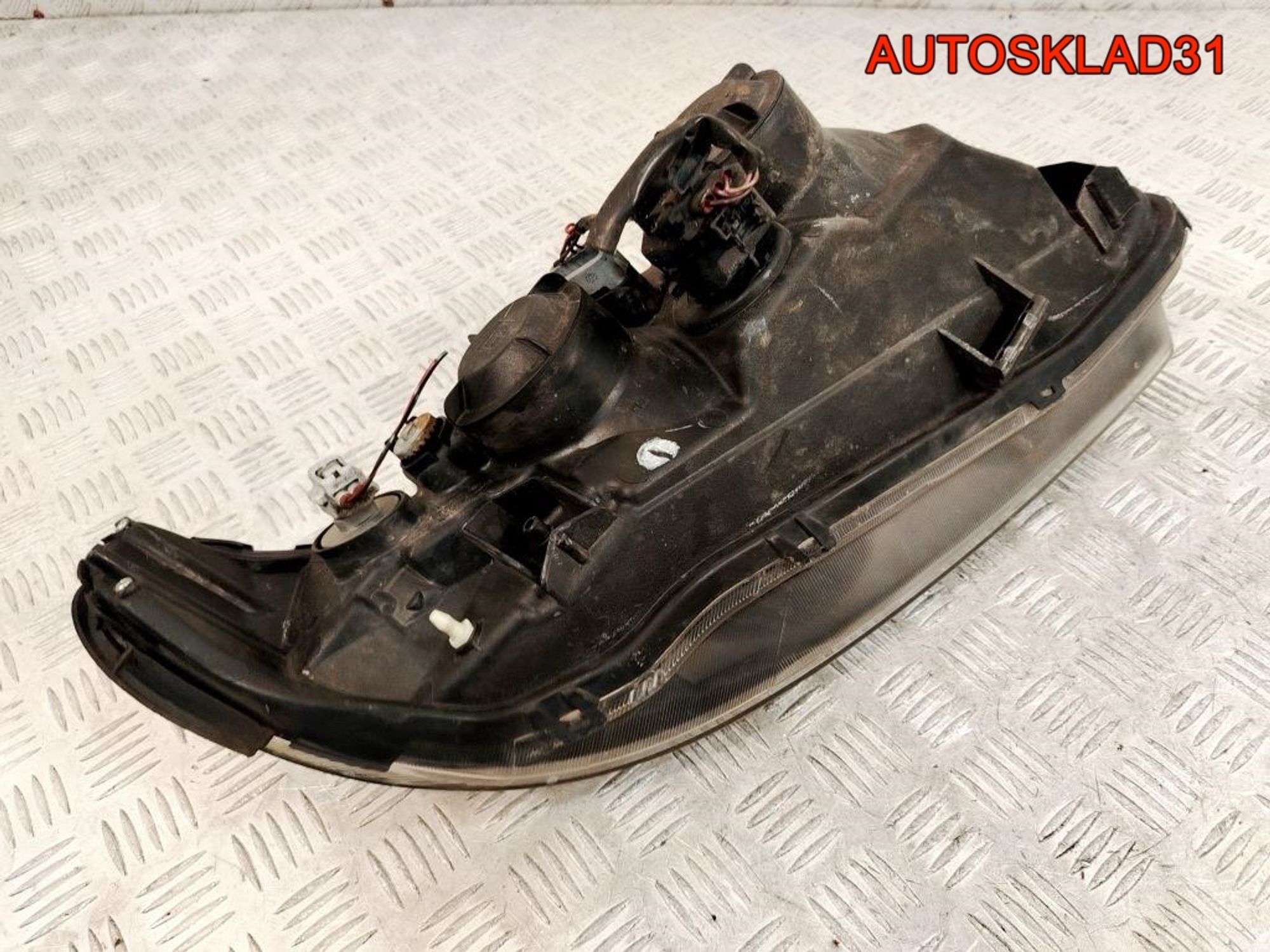 Фара левая Nissan Almera N16 Рестайлинг 26060BN67A, 13000 рублей, Дубовое