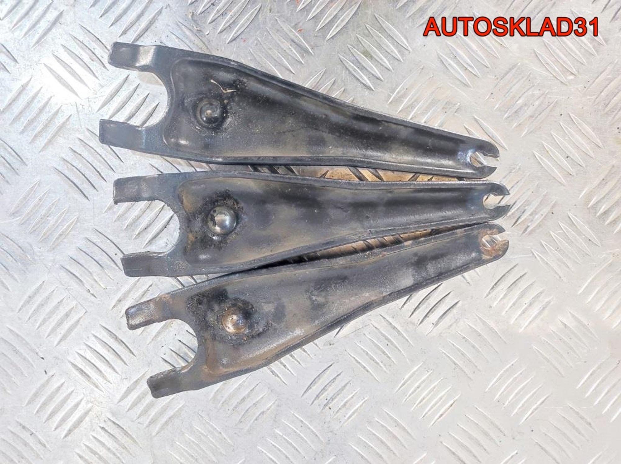 Вилка сцепления Renault Logan 7700112818, 900 рублей, Дубовое