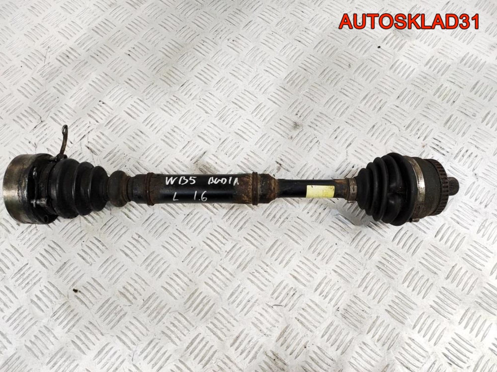Полуось передняя левая VW Passat B5 8D0407271AP, 4100 рублей, Дубовое