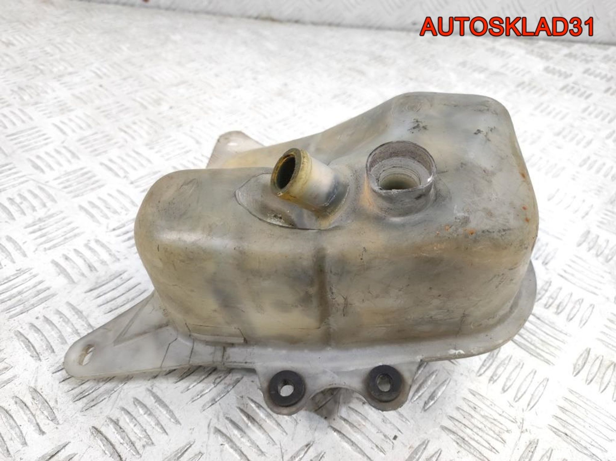 Бачок расширительный Audi 100 C3 8A0121403A, 1000 рублей, Дубовое