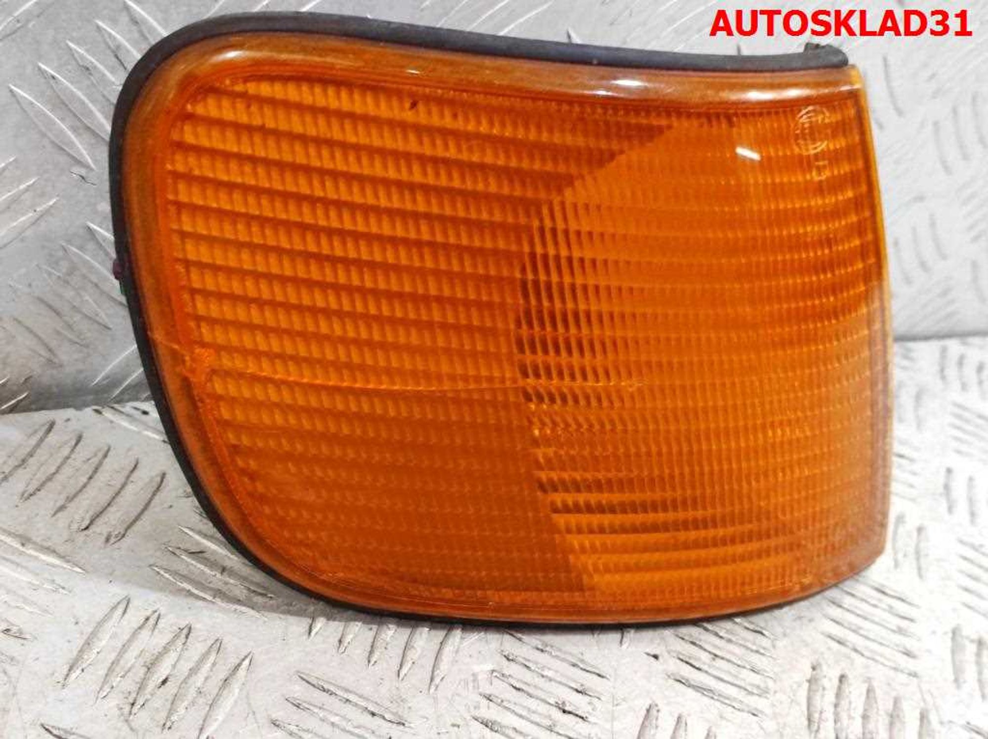 Указатель поворота правый жёлтый Audi 100 C4 137984, 1000 рублей, Дубовое