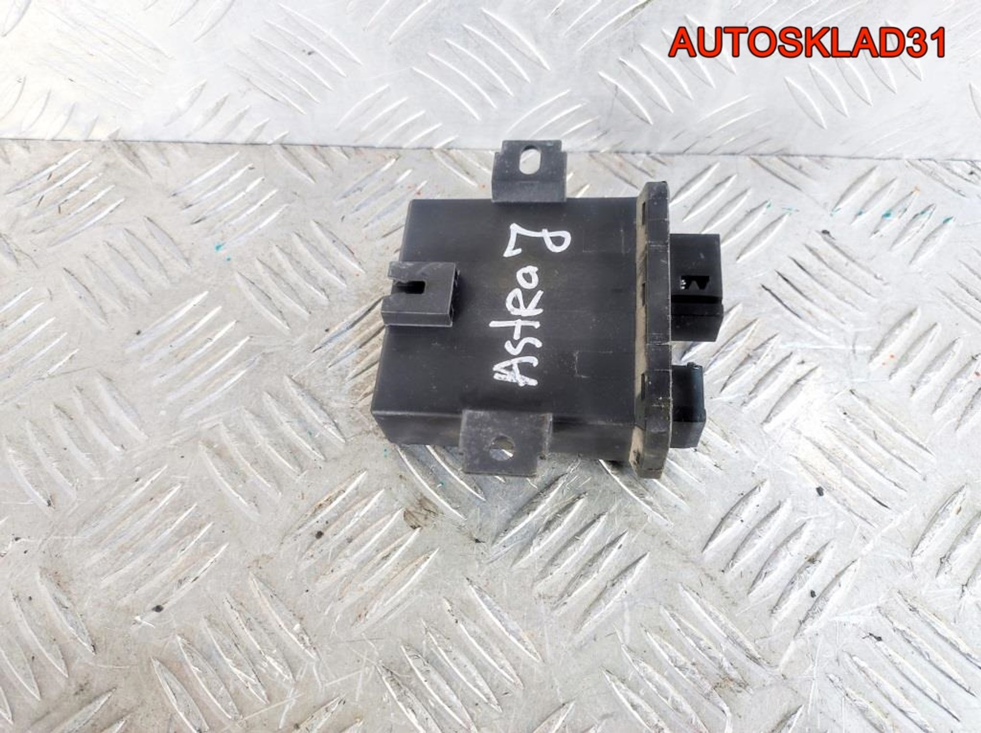 Блок управления светом Opel Astra J 13366017, 2900 рублей, Дубовое