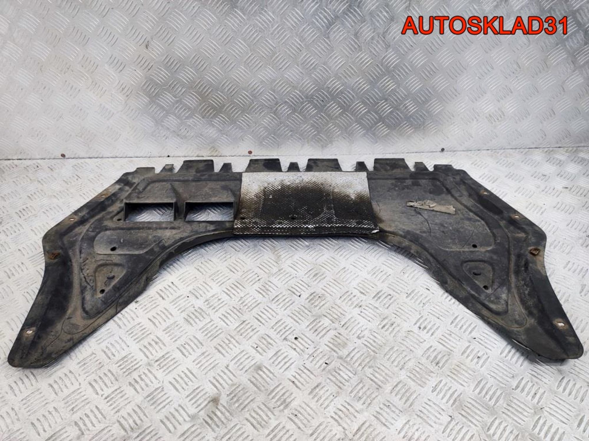 Защита двигателя Volkswagen Golf Mk5 1K0825237J, 2900 рублей, Дубовое