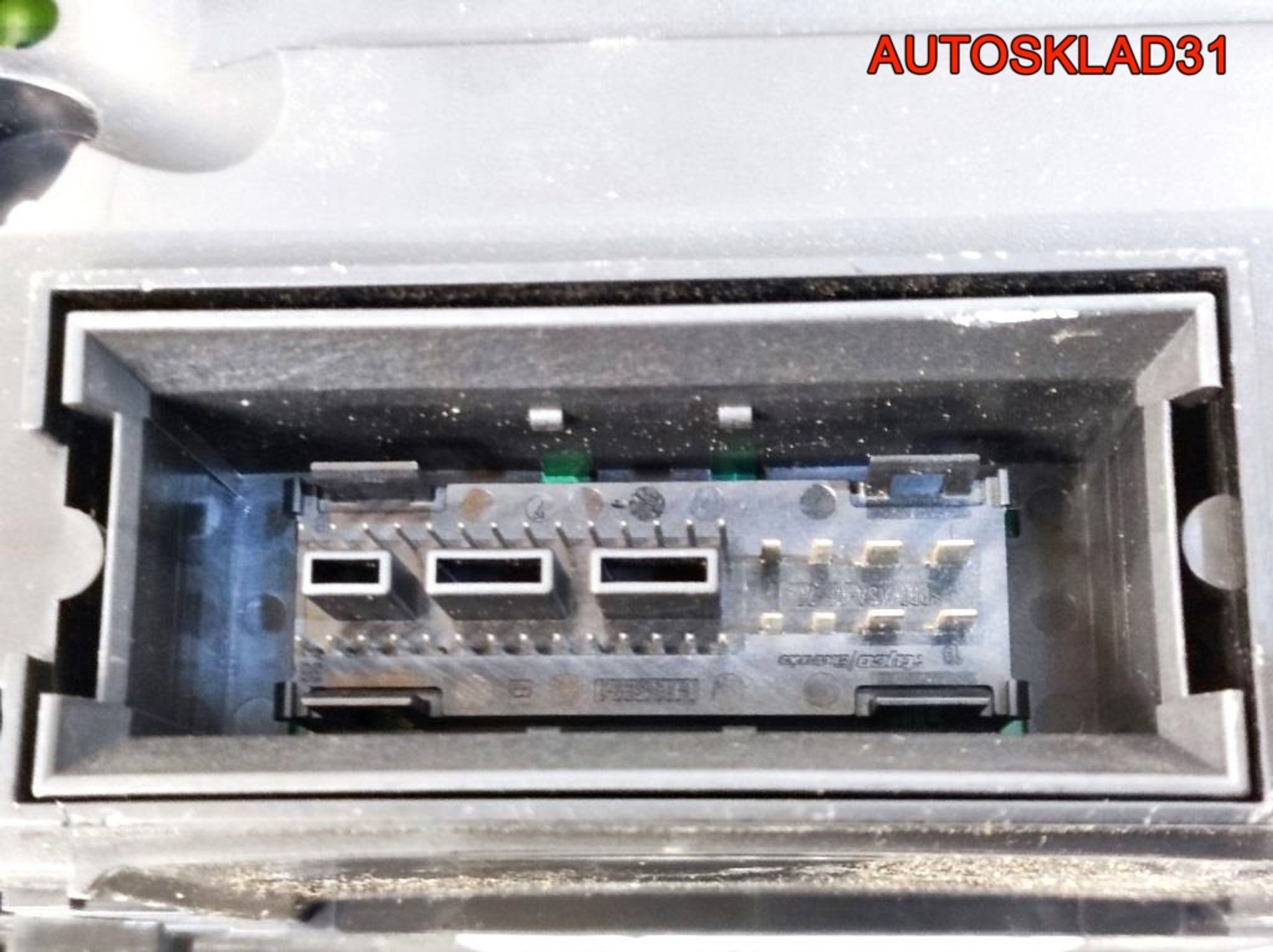 Панель приборов VW Touran 1T0920874E Бензин, 8100 рублей, Дубовое