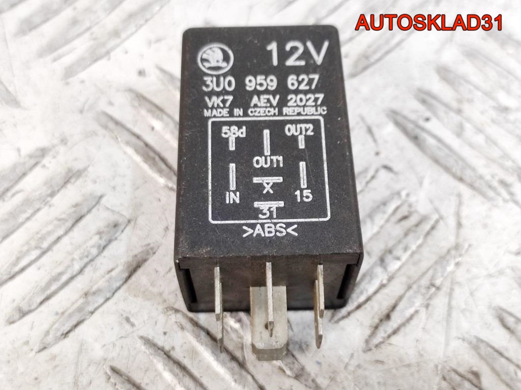 Реле обогрева заднего стекла Skoda Superb 3U0959627, 600 рублей, Дубовое