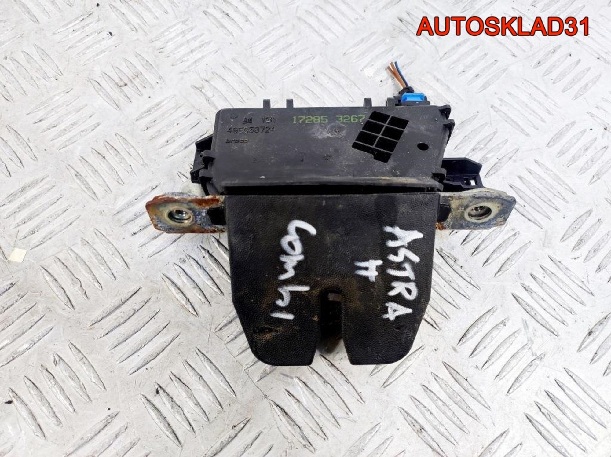 Замок багажника Opel Astra H 13117285 Универсал, 4100 рублей, Дубовое