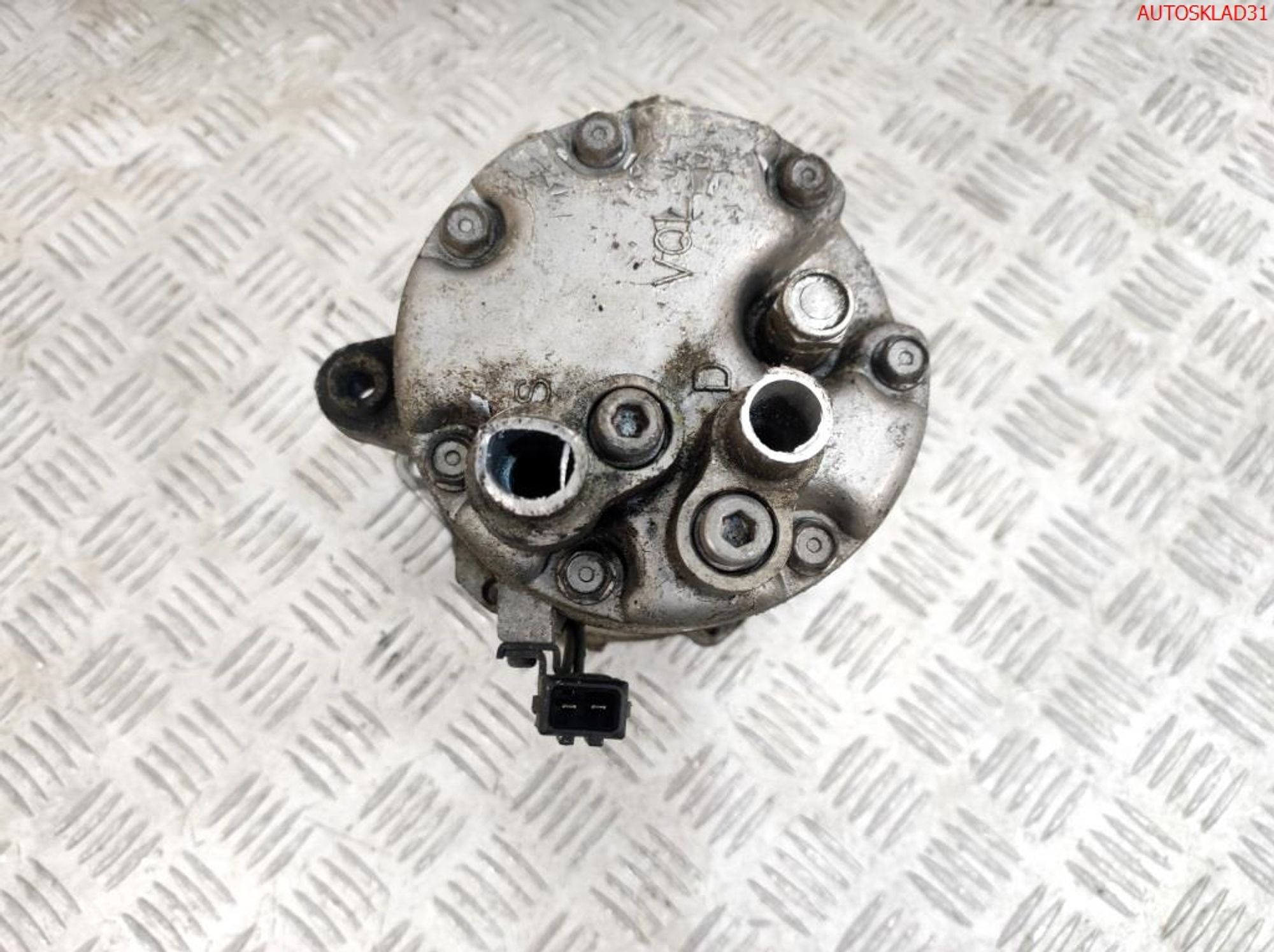 Компрессор кондиционера VW Golf 4 1J0820803A, 5900 рублей, Дубовое