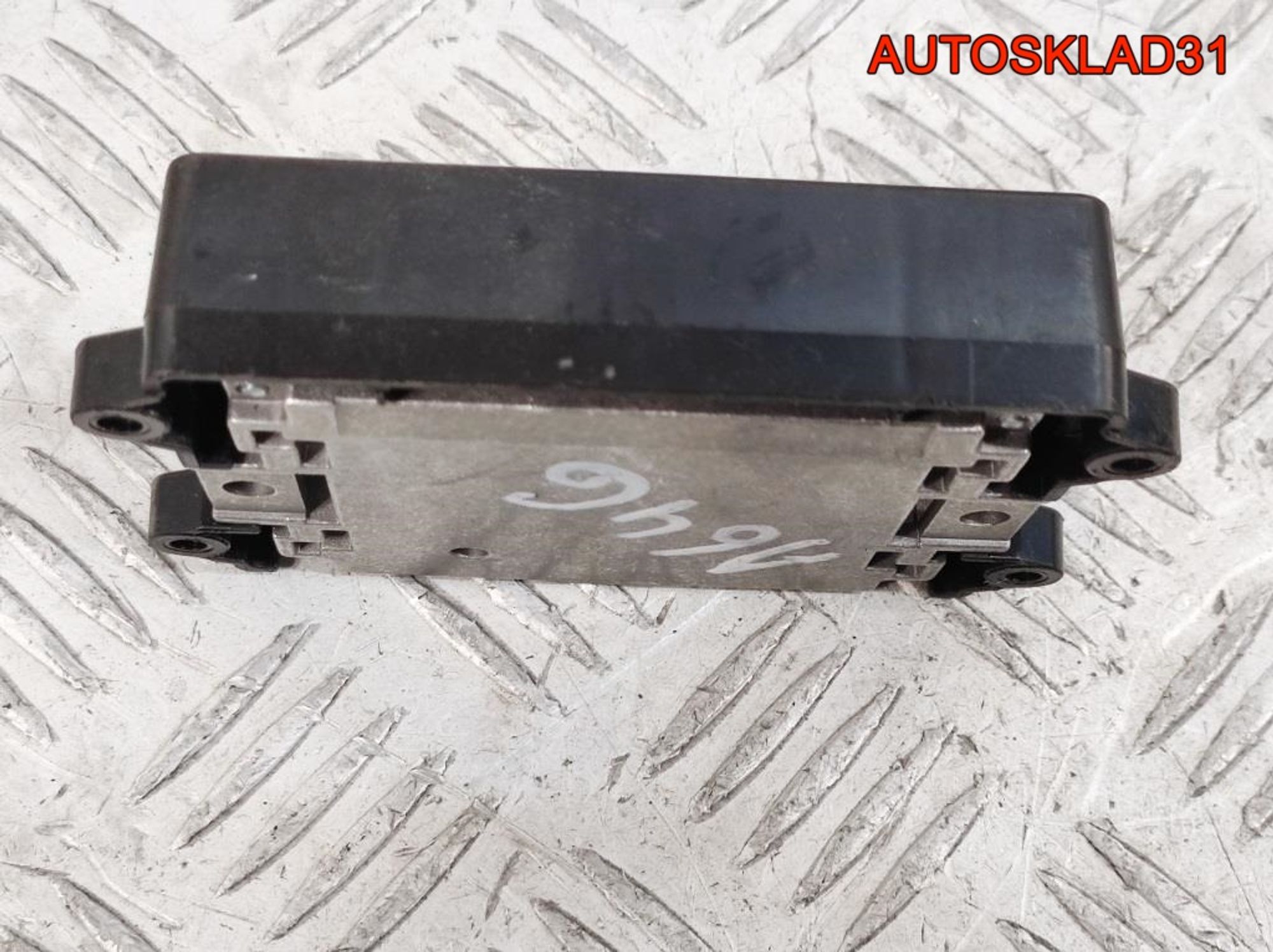 Усилитель антенны Audi A6 C7 4G 4H0035446A, 1200 рублей, Дубовое