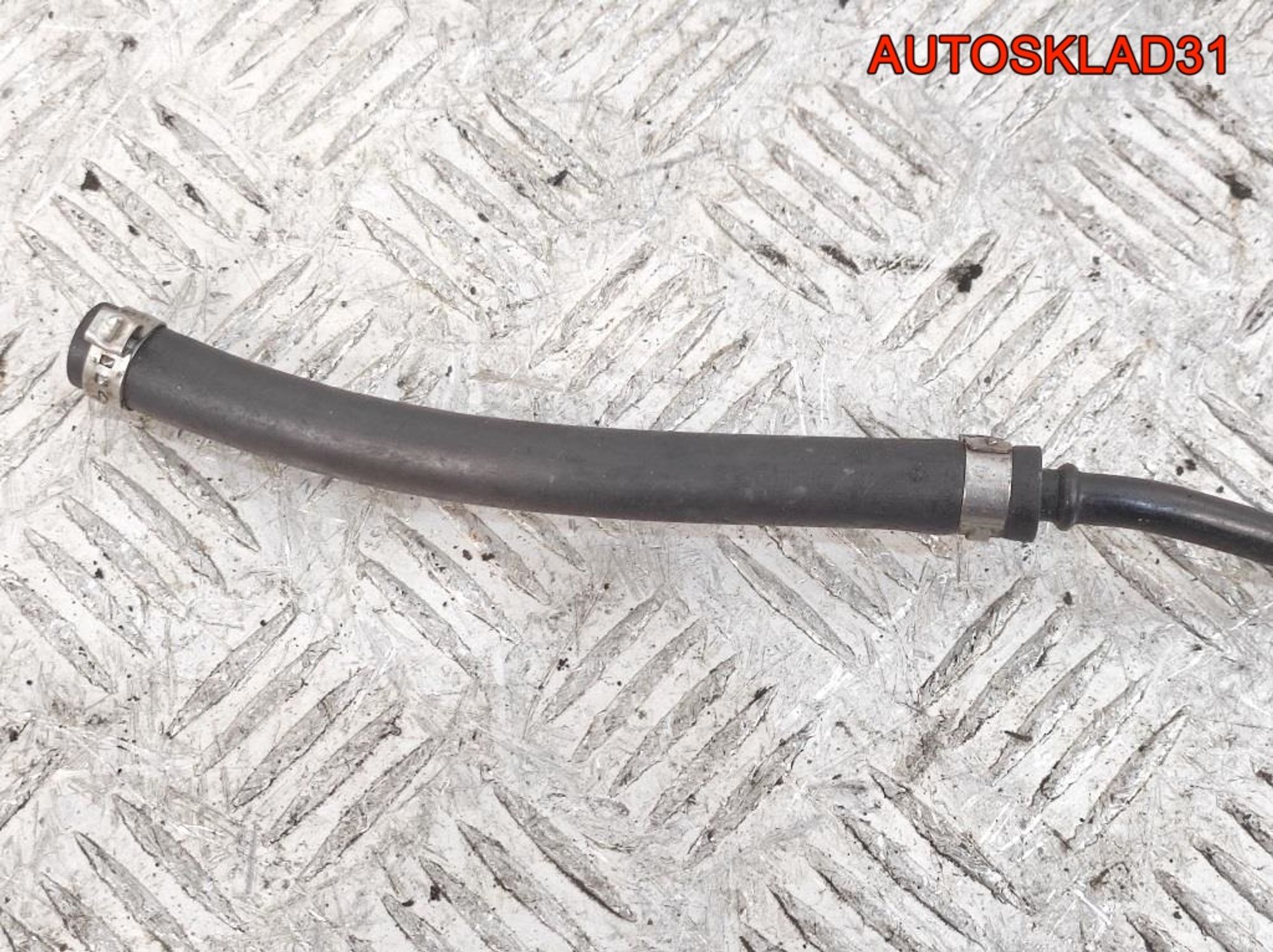 Трубка вентиляционная VW Passat B5 1,8 Бензин 050133787, 300 рублей, Дубовое