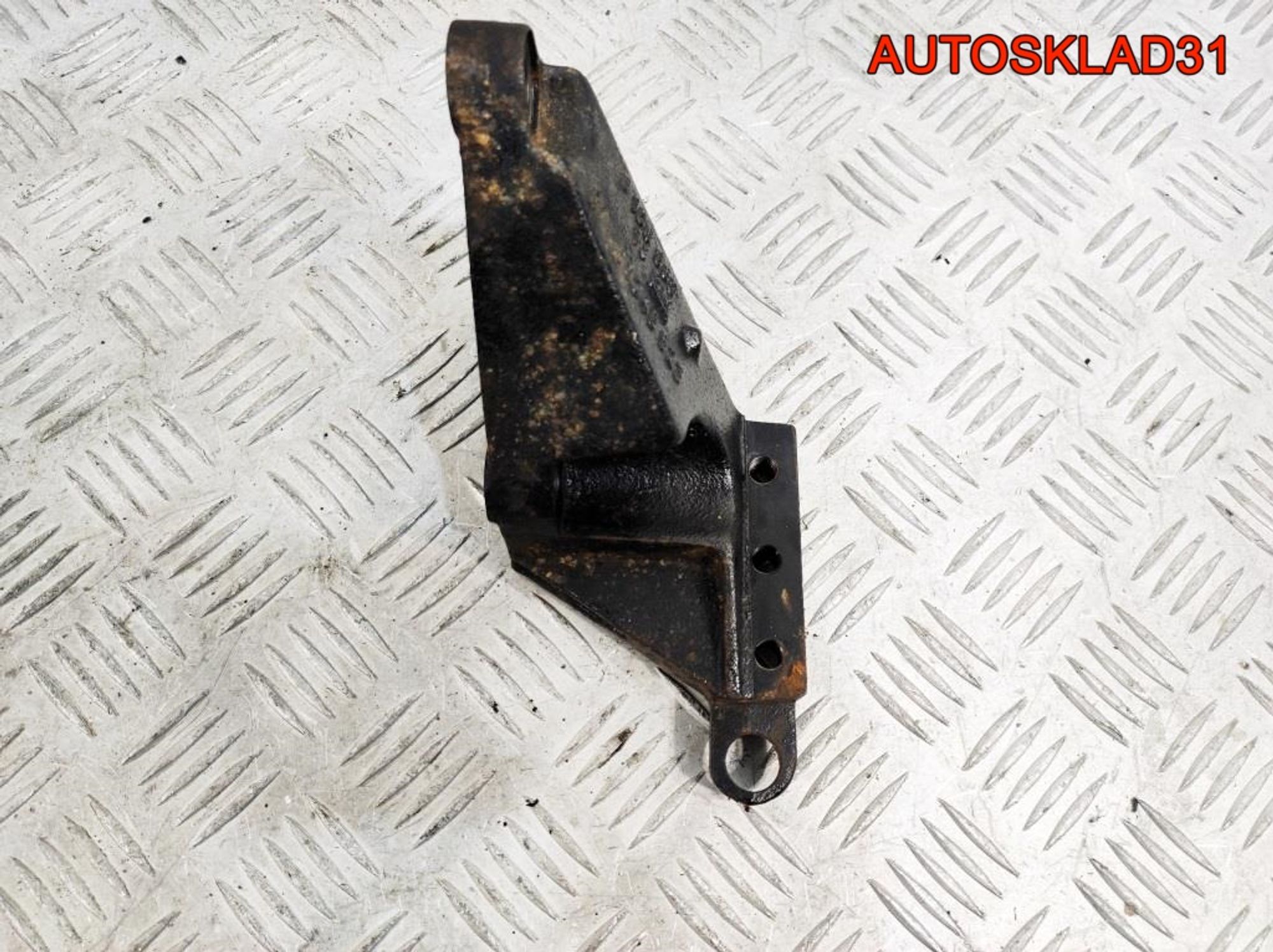 Опора двигателя Opel Astra G 1.7 Y17DT 
9156885, 900 рублей, Дубовое