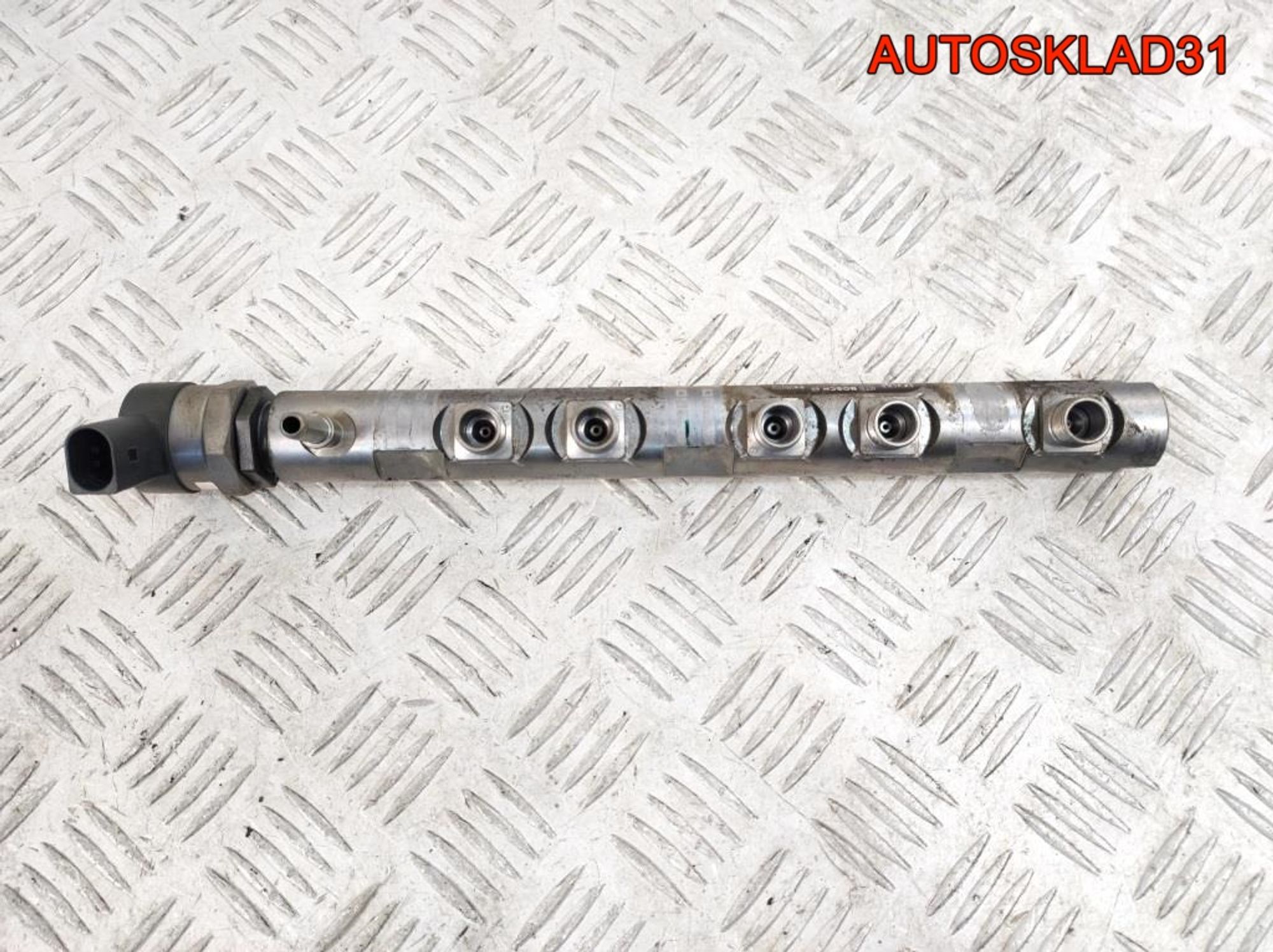 Рейка топливная BMW E90 2.0 N47D20A 13537809128, 4000 рублей, Дубовое