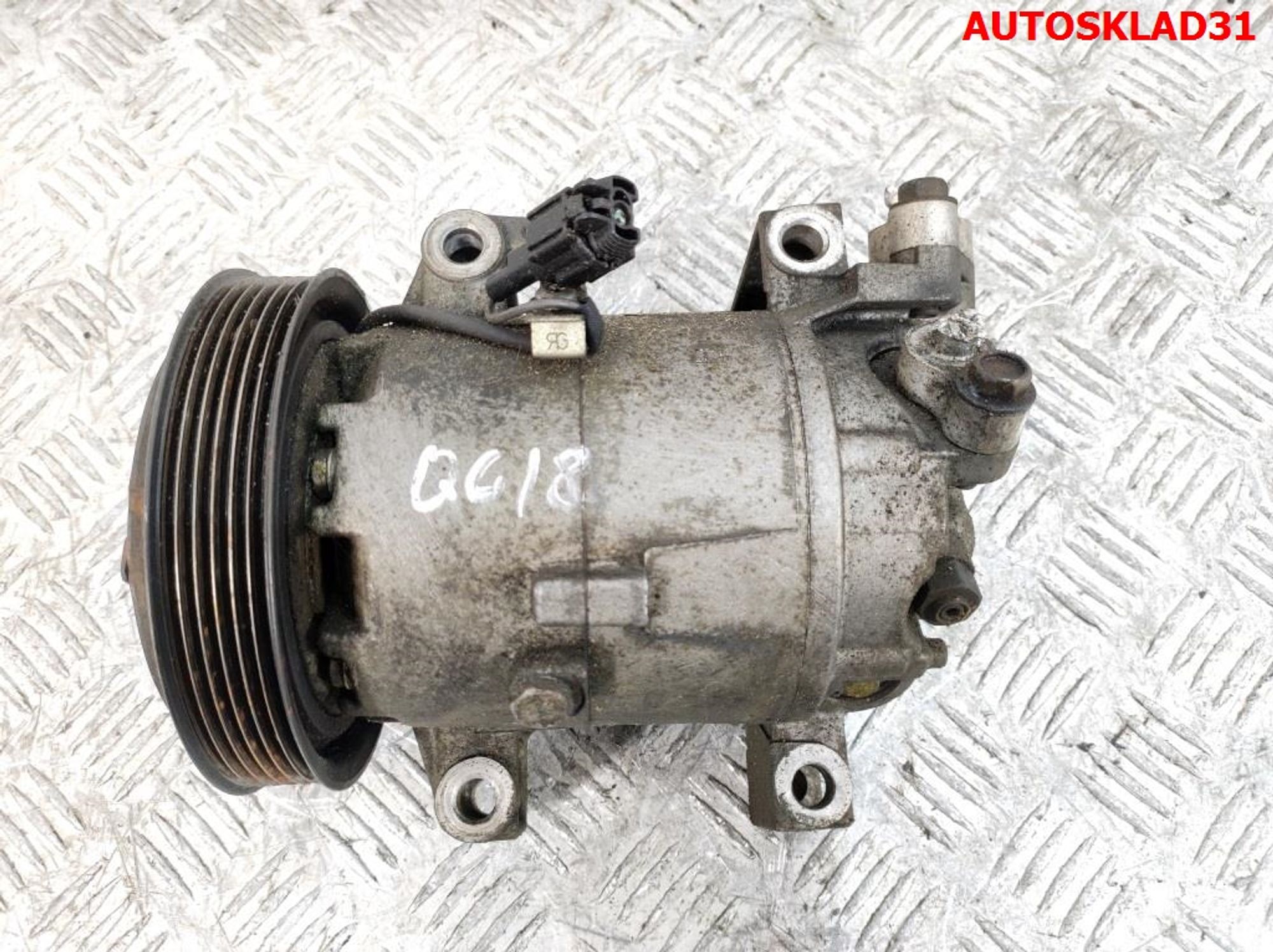 Компрессор кондиционера Nissan Almera N16 1,8 QG18 926009F500, 5000 рублей, Дубовое