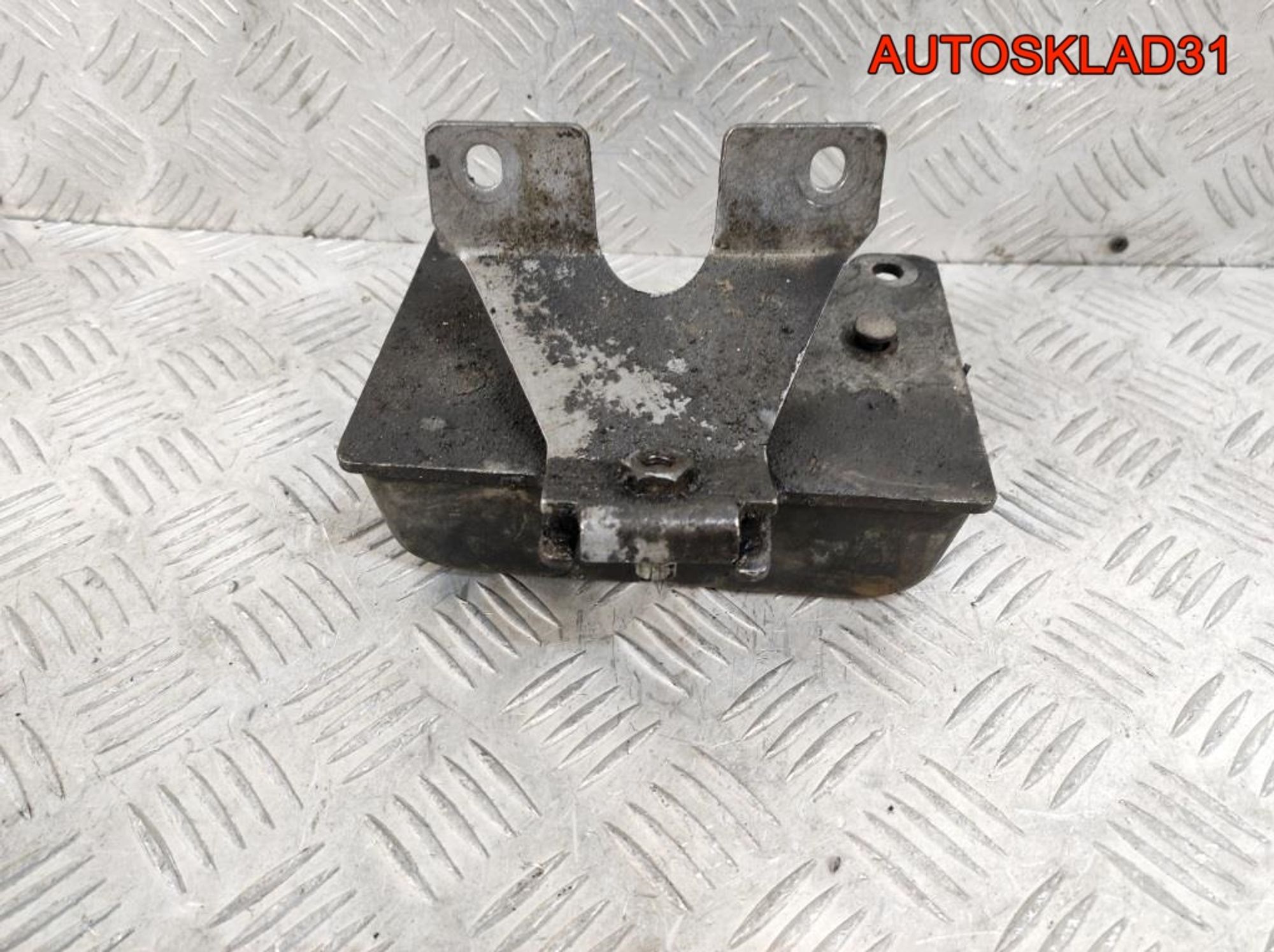 Опора АКПП Mercedes-GLK 2.2 651.912 A2212700175, 1800 рублей, Дубовое