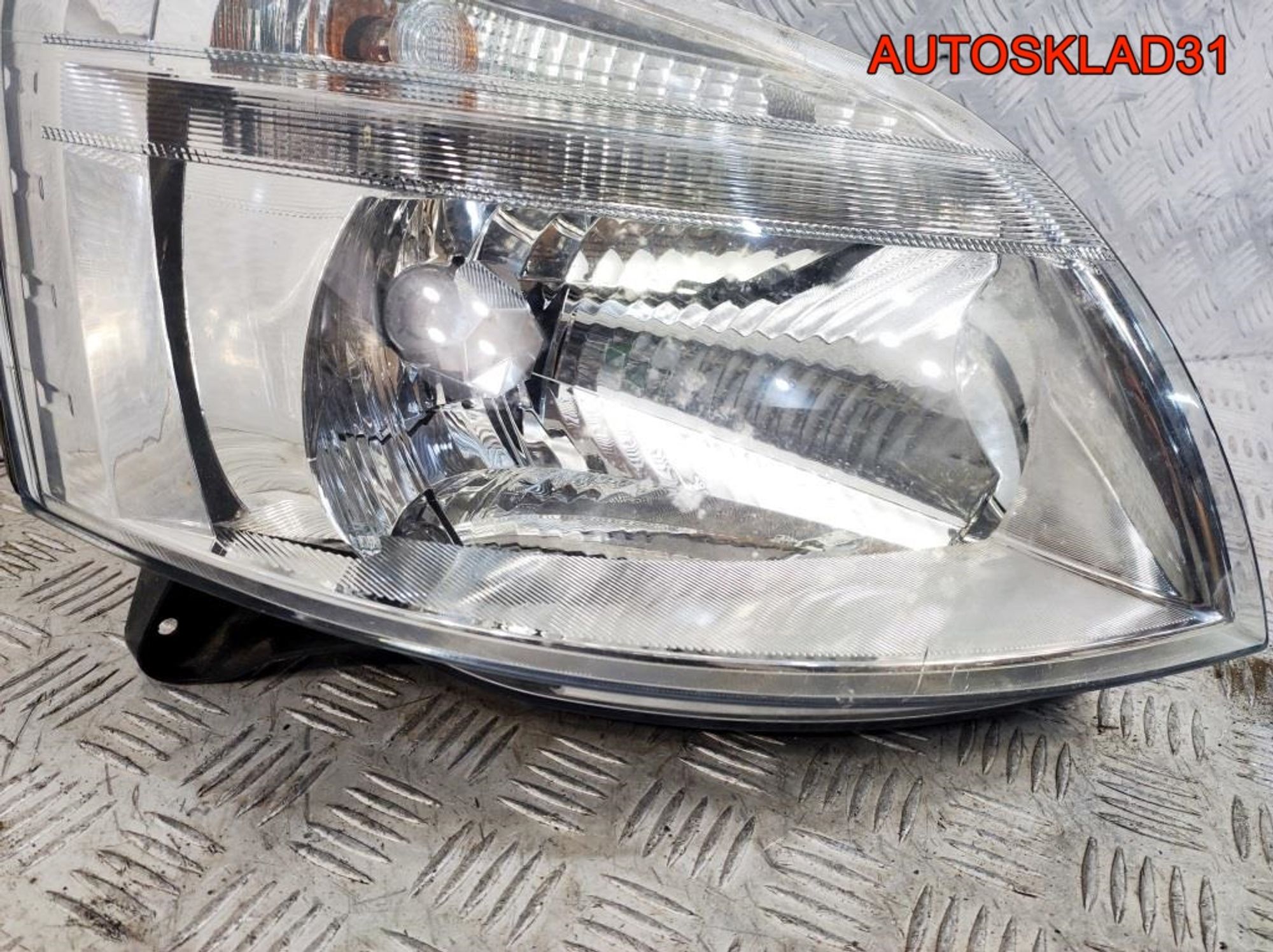 Фара правая Peugeot Partner M59 9644150880, 8100 рублей, Дубовое