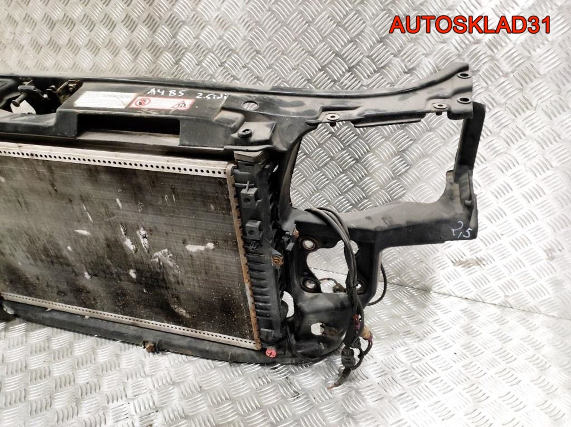 Панель передняя в сборе Audi A4 B5 Дорест 2,5 TDI 8D0805594H, 15000 рублей, Дубовое