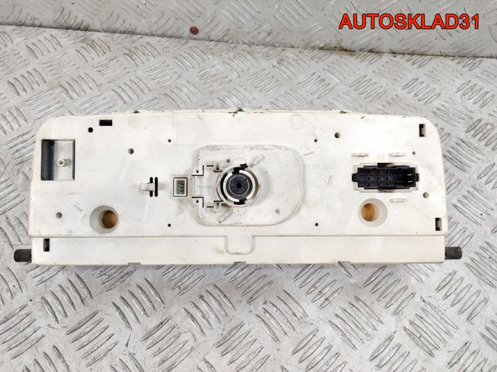 Панель приборов VW Passat B3 Бензин 357919033EL, 8000 рублей, Дубовое