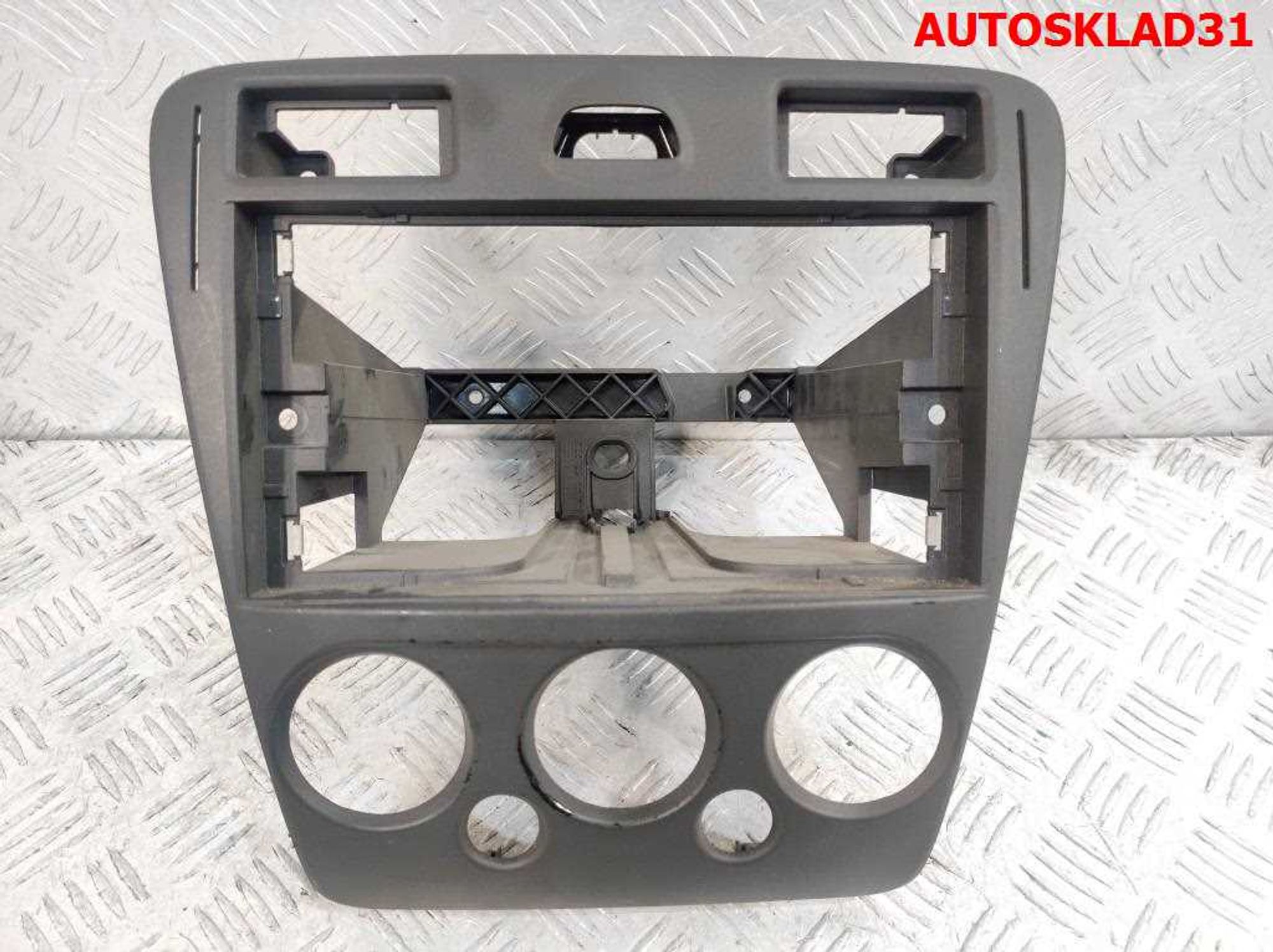 Рамка магнитолы Ford Fusion 1 6N11N047A04, 1000 рублей, Дубовое