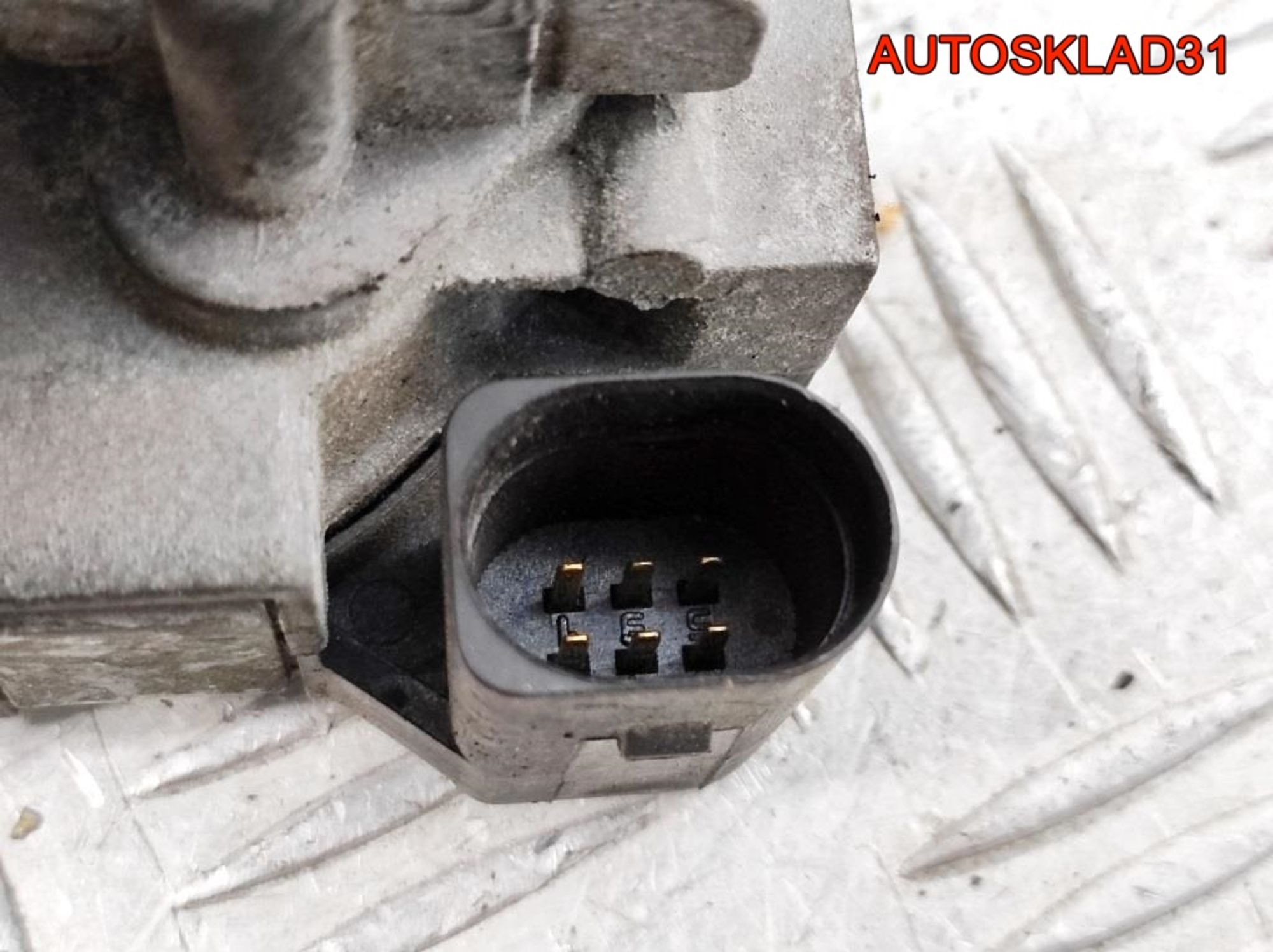 Заслонка дроссельная VW Golf 5 1,6 BLP 03C133062A, 4100 рублей, Дубовое