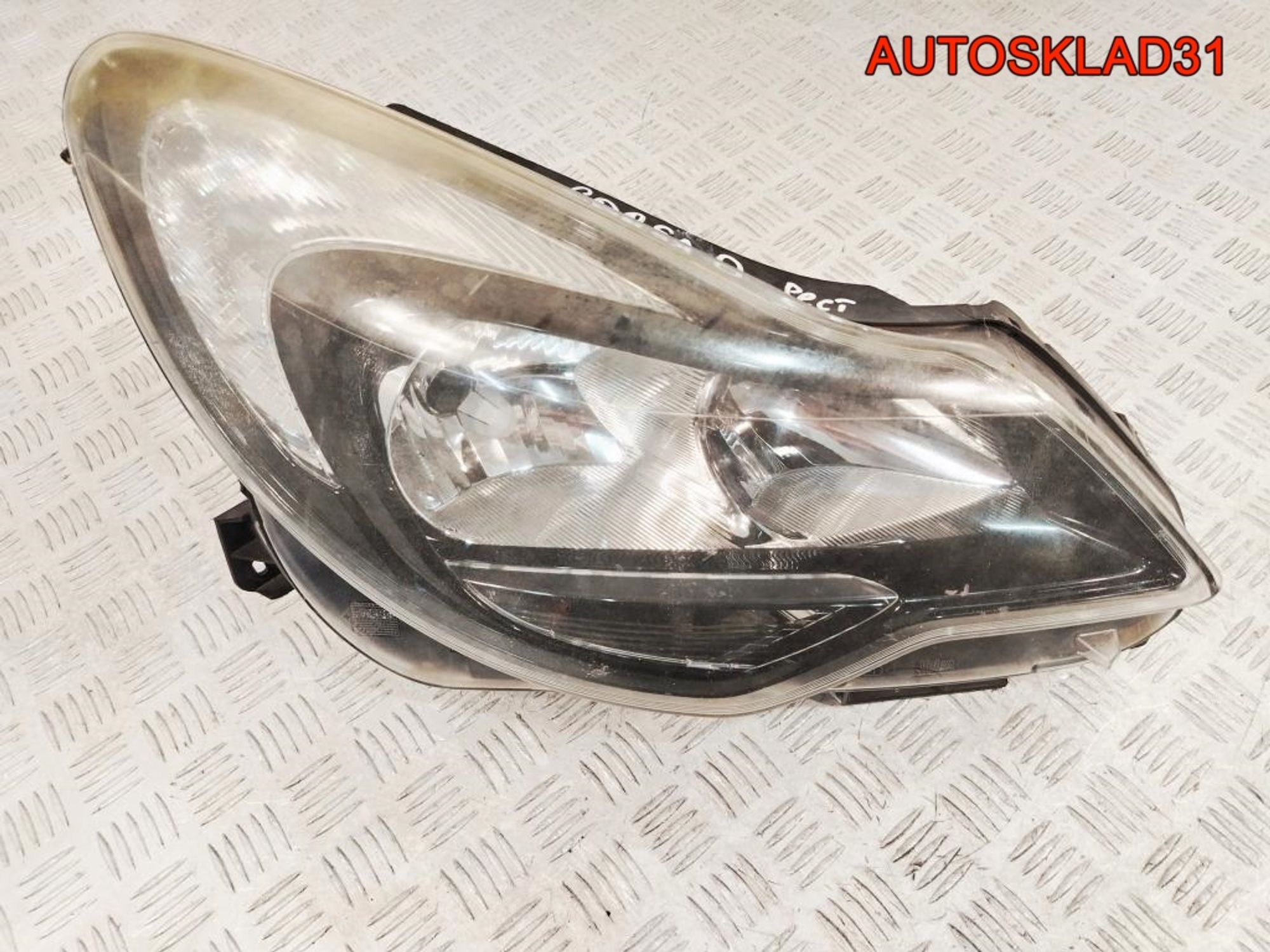 Фара правая Opel Corsa D 13446802 Рестайлинг, 11400 рублей, Дубовое