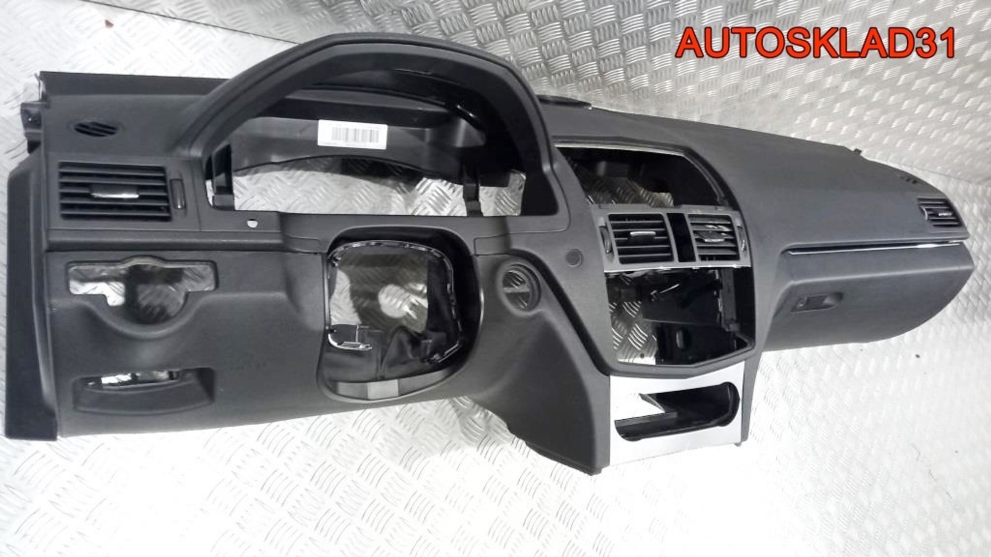 Торпедо Голое Mercedes-Benz W204 A2046803787, 28000 рублей, Дубовое
