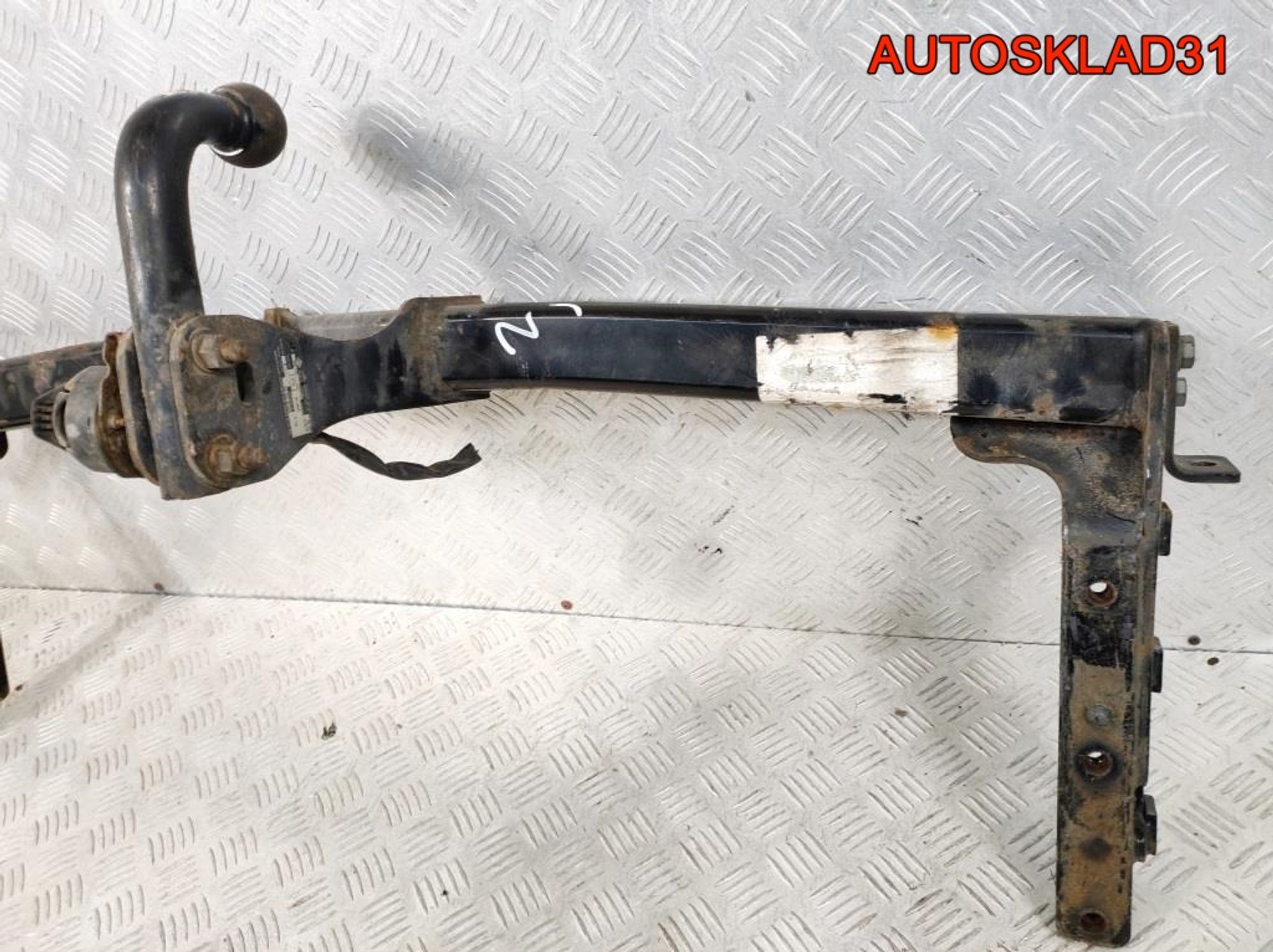 Фаркоп Nissan X-Trail T30 KE5008H000, 13500 рублей, Дубовое