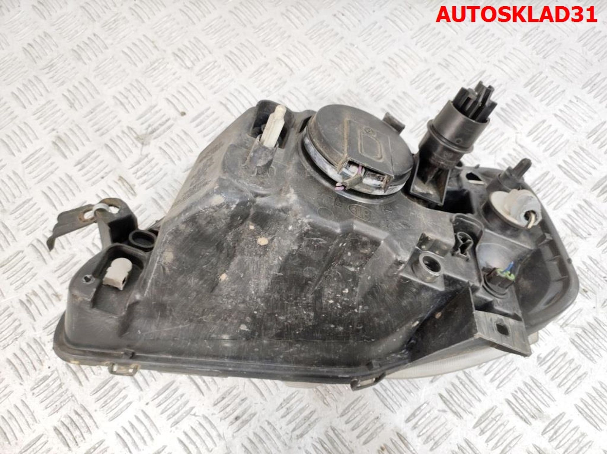 Фара правая Renault Logan 8200211006, 4500 рублей, Дубовое