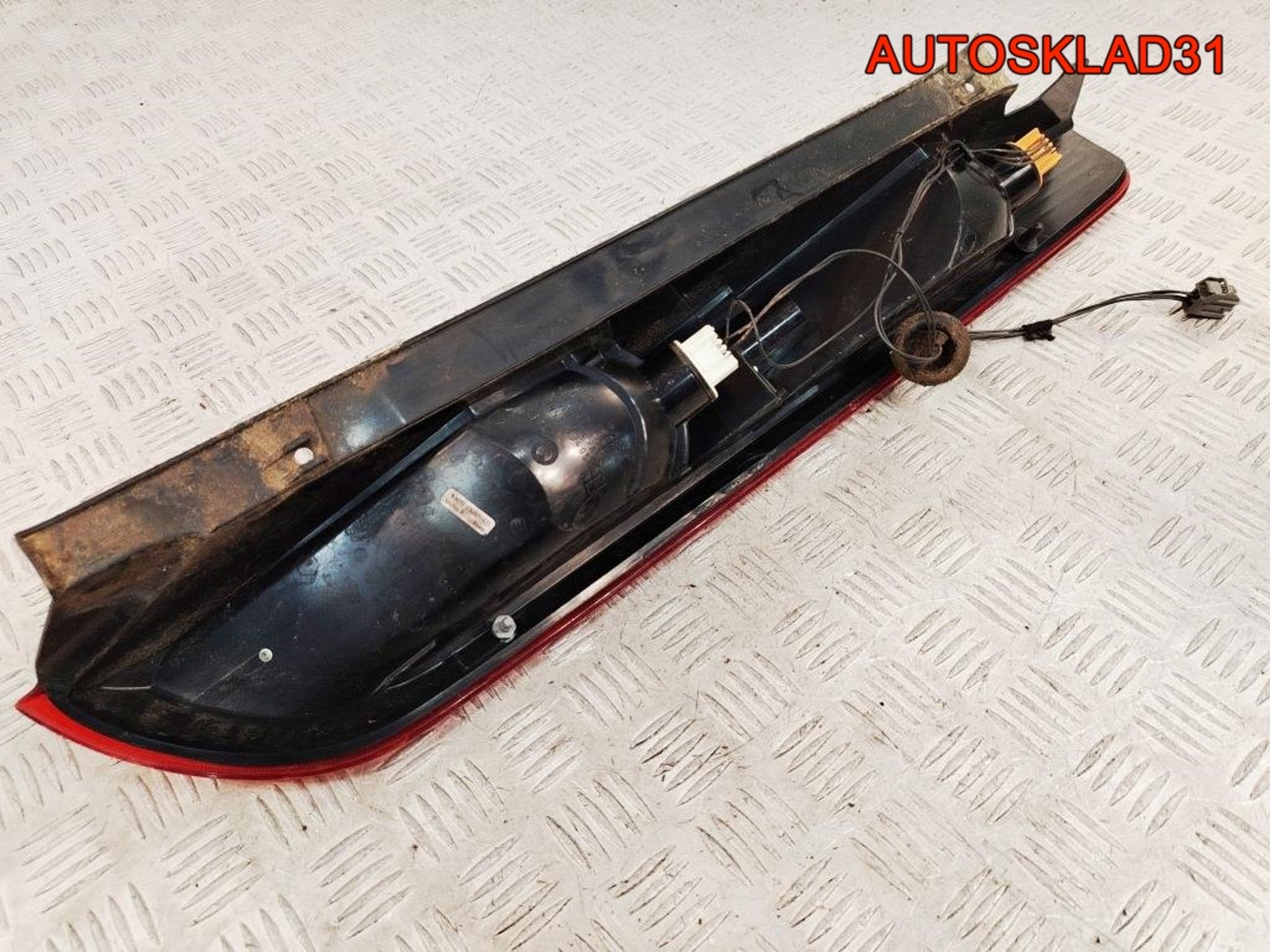 Фонарь задний левый Ford Focus 2 Рест 8M5113405A Хетчбэк, 6000 рублей, Дубовое