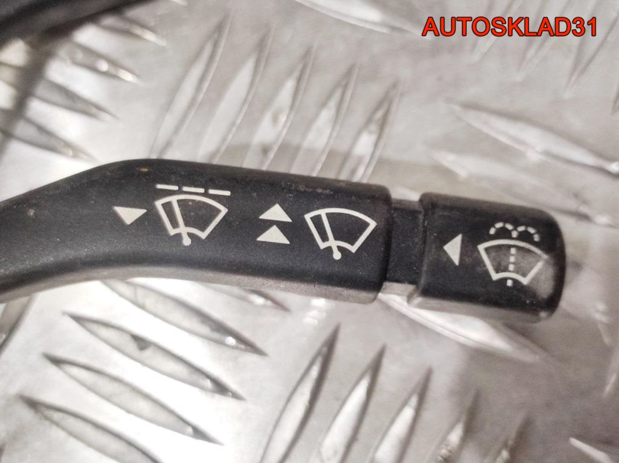 Переключатель стеклоочистителя Ford Sierra 90BG11K665CC, 1000 рублей, Дубовое