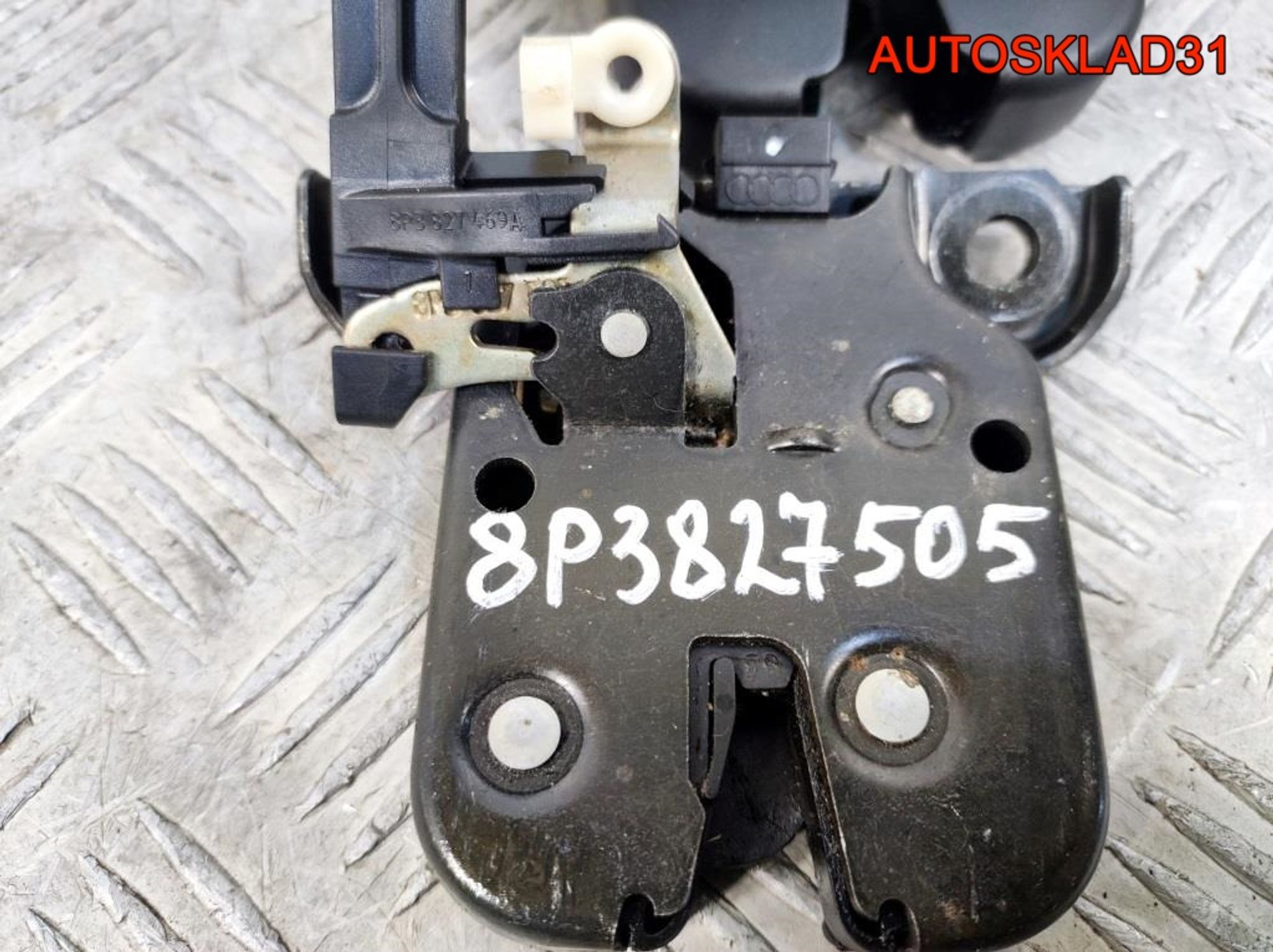 Замок крышки багажника Audi A3 8P 8P3827505, 2100 рублей, Дубовое