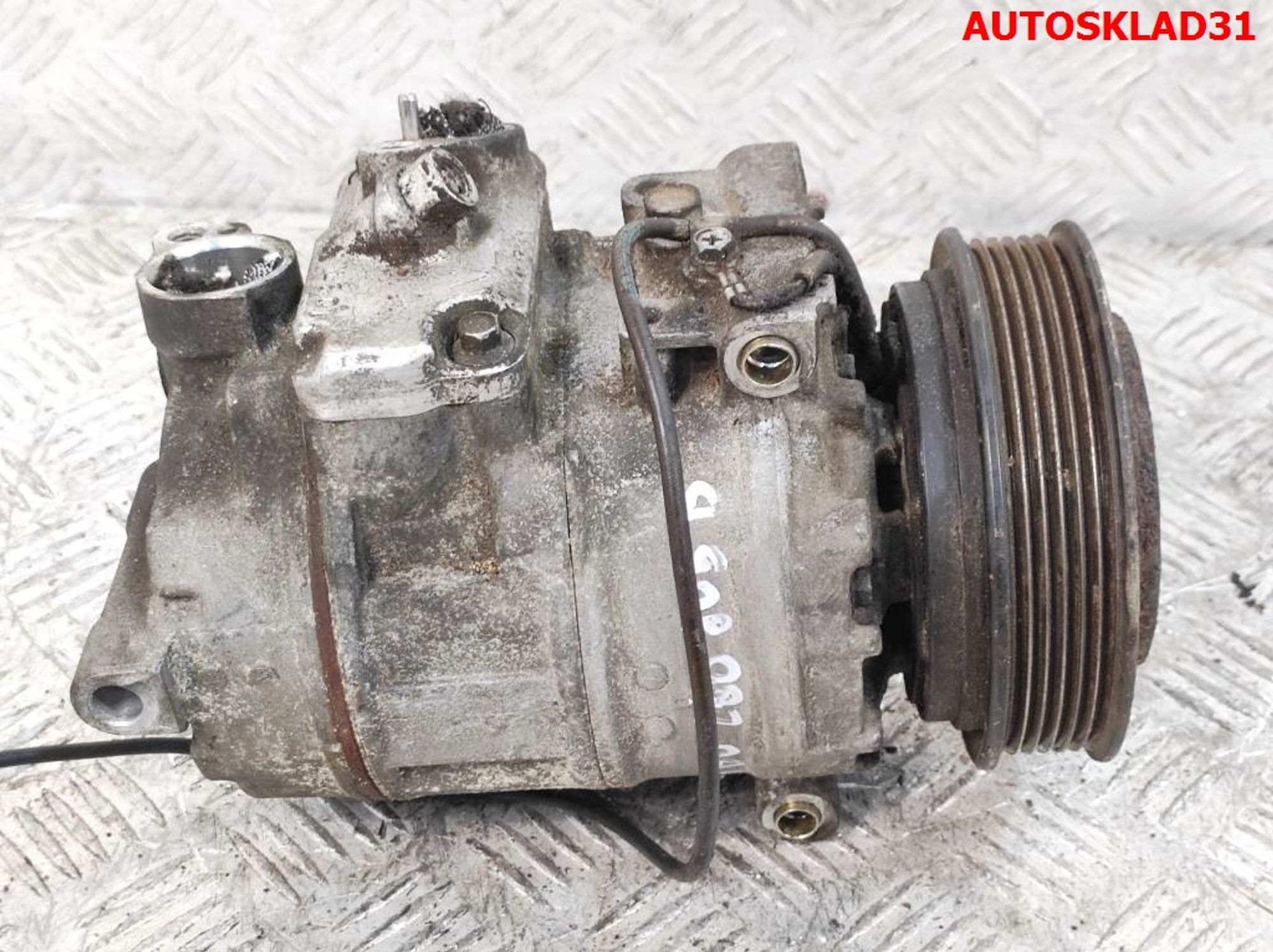 Компрессор кондиционера Audi A6 C5 ARJ 4B0260805B, 7000 рублей, Дубовое