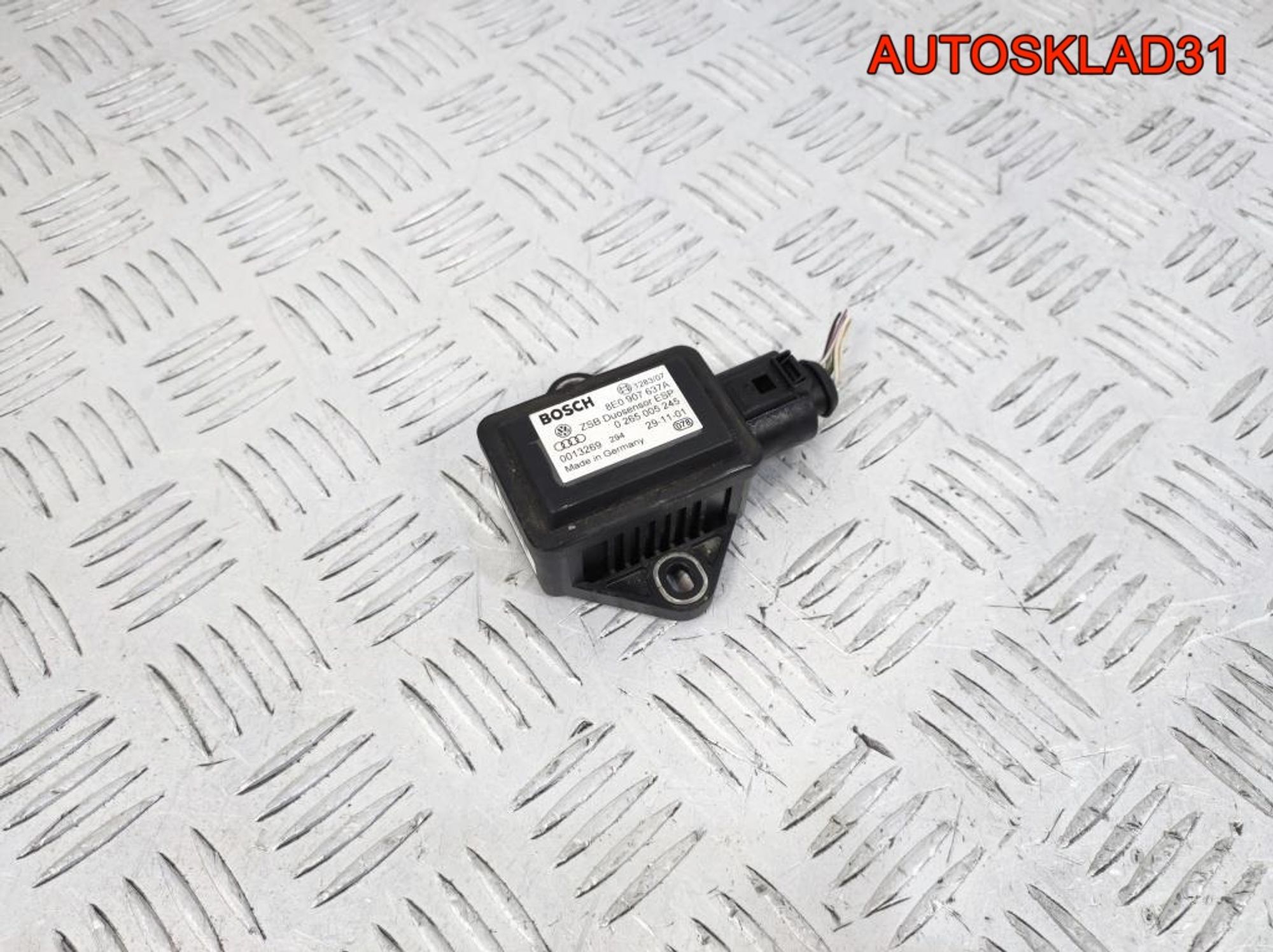 Датчик ускорения Audi A8 D3 8E0907637A, 900 рублей, Дубовое