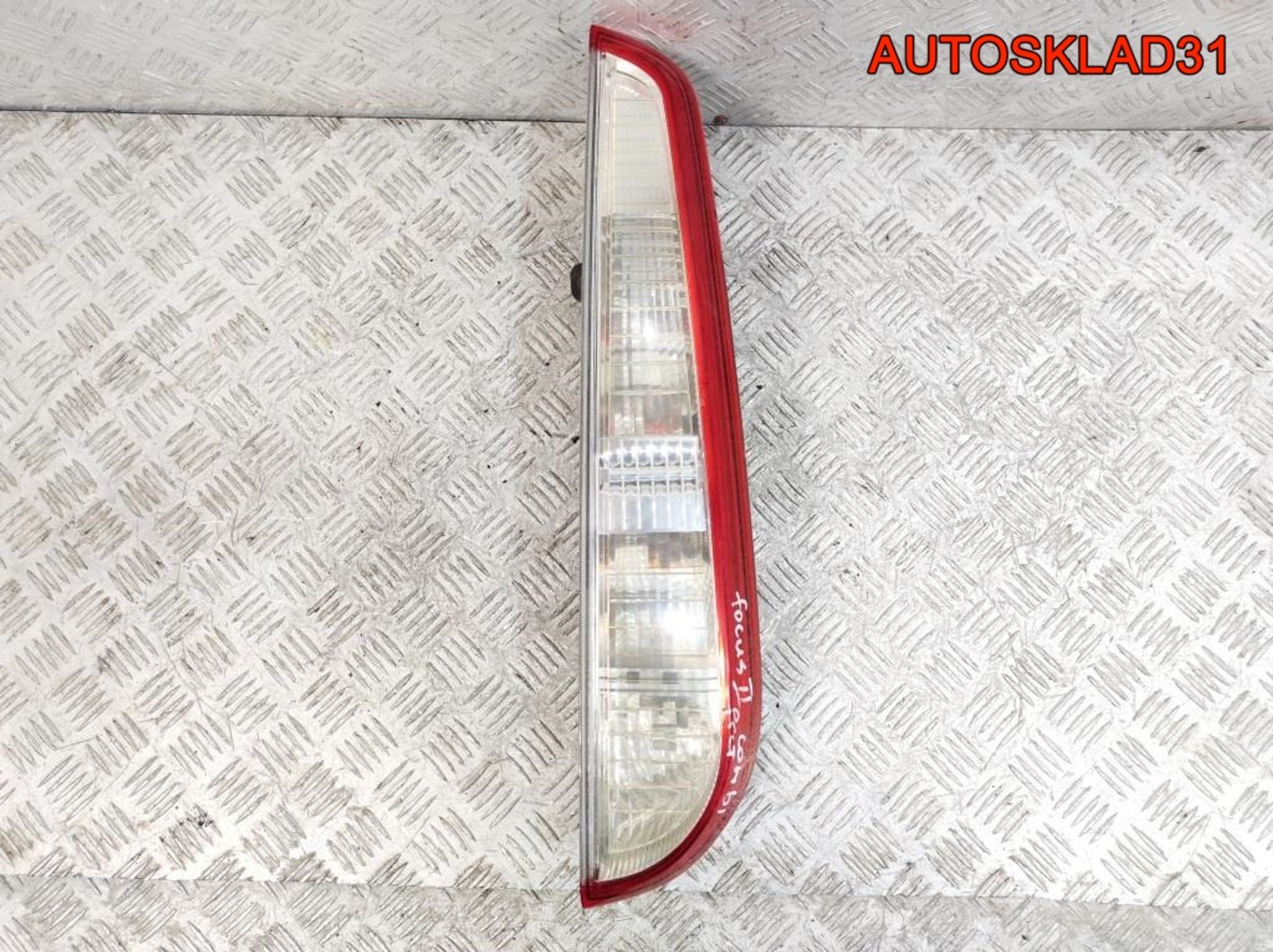 Фонарь задний правый Ford Focus 2 Рест 8M5113404LC Универсал, 8000 рублей, Дубовое