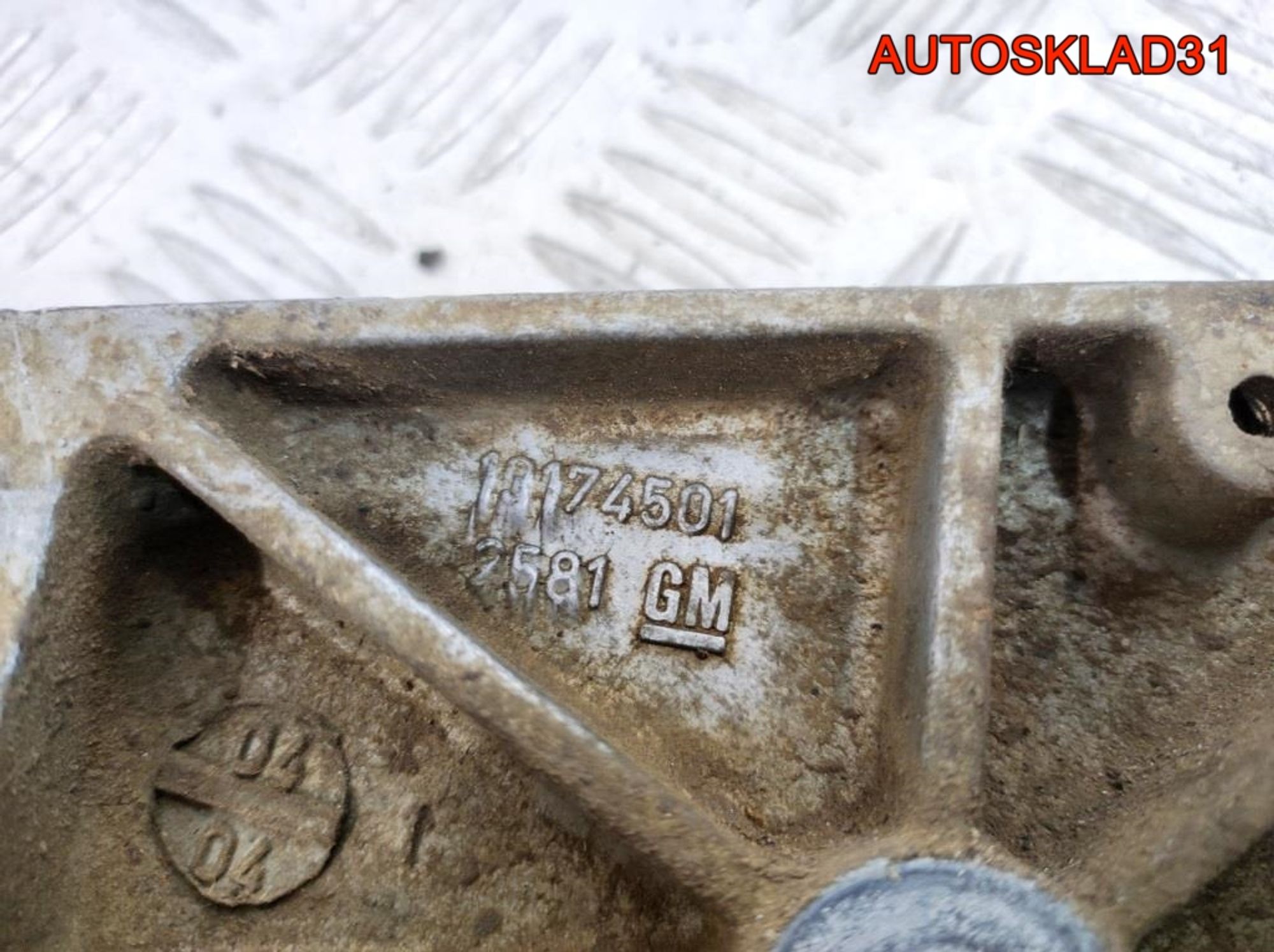 Кронштейн МКПП Opel Astra H 1,6 Z16XER 13174501, 1000 рублей, Дубовое