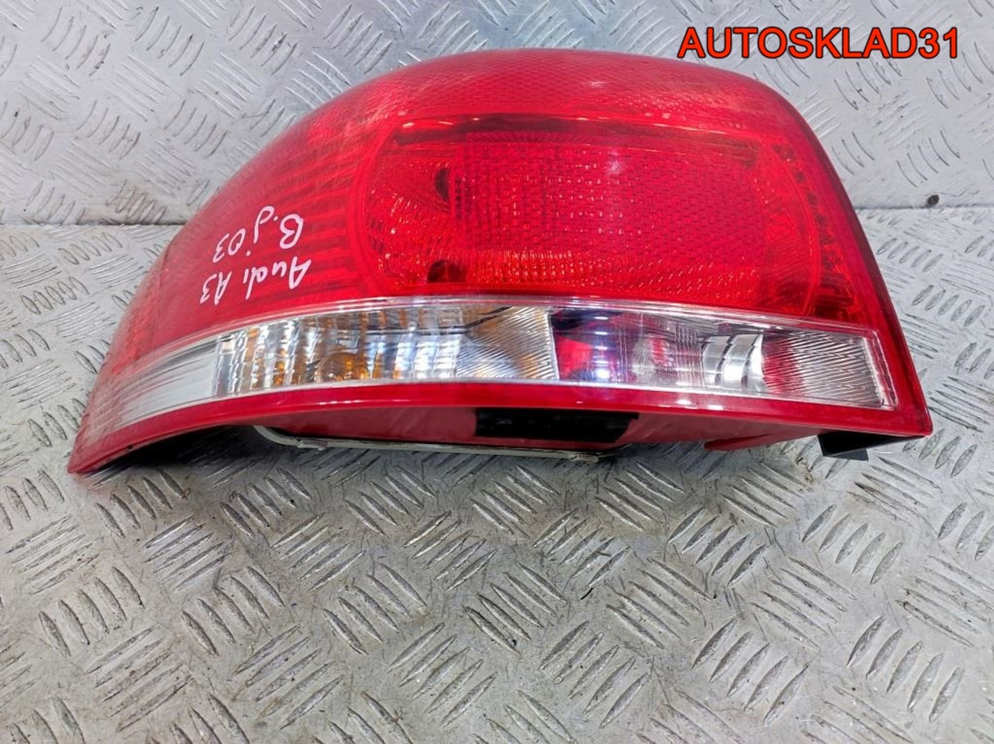 Фонарь задний левый Audi A3 8P1 8P0945095, 2900 рублей, Дубовое