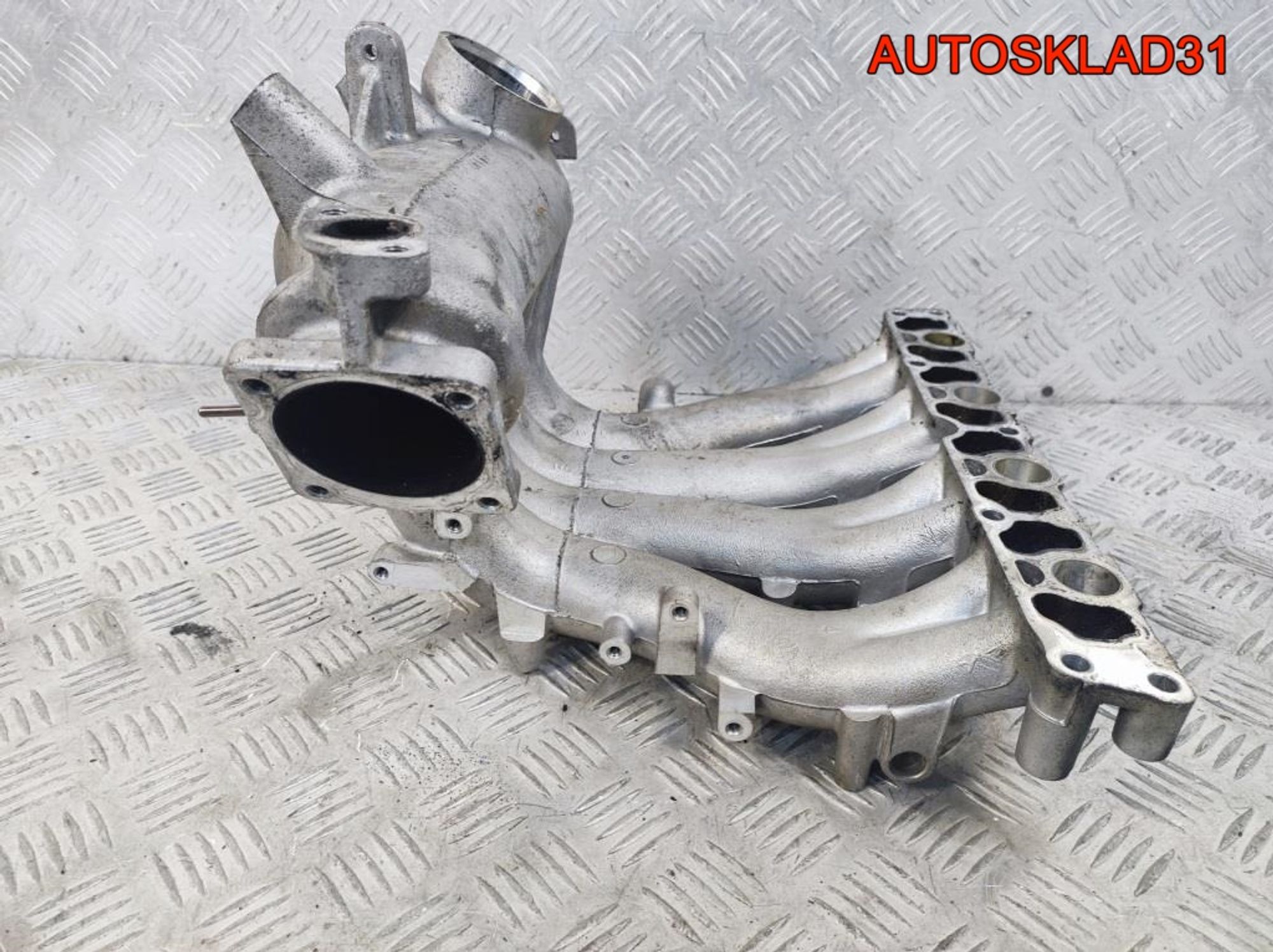 Коллектор впускной Mitsubishi Carisma DA MR507324, 1300 рублей, Дубовое