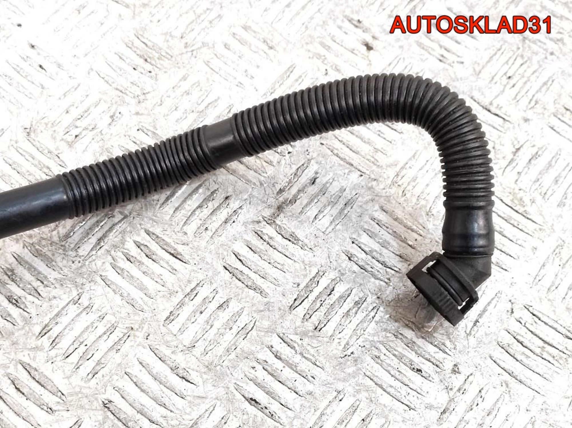 Трубка вакуумная Audi A6 C5 2,4 BDV Бензин 078133817P, 1500 рублей, Дубовое