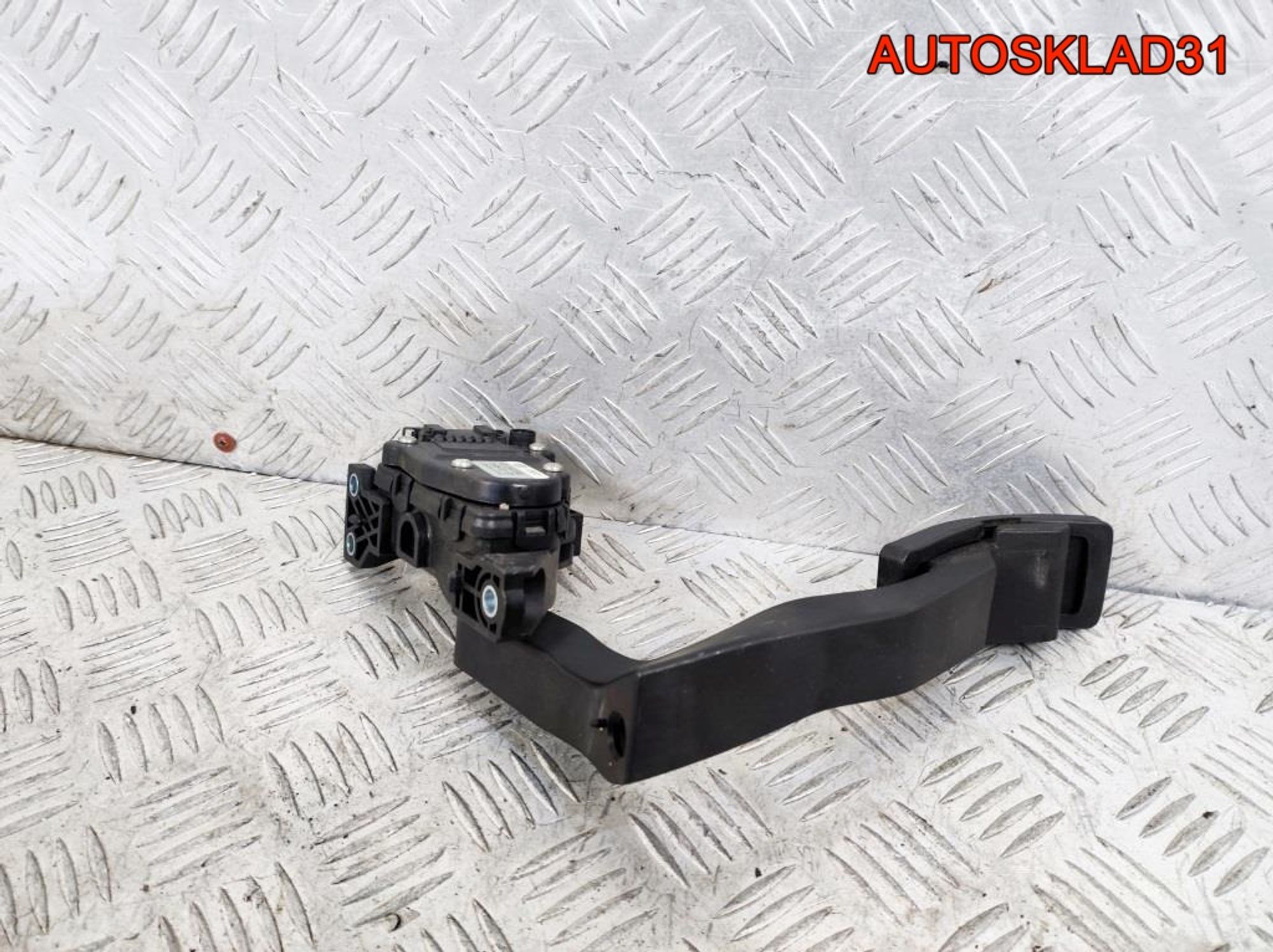 Педаль газа Audi A8 D3 4E1723503A Бензин, 2100 рублей, Дубовое