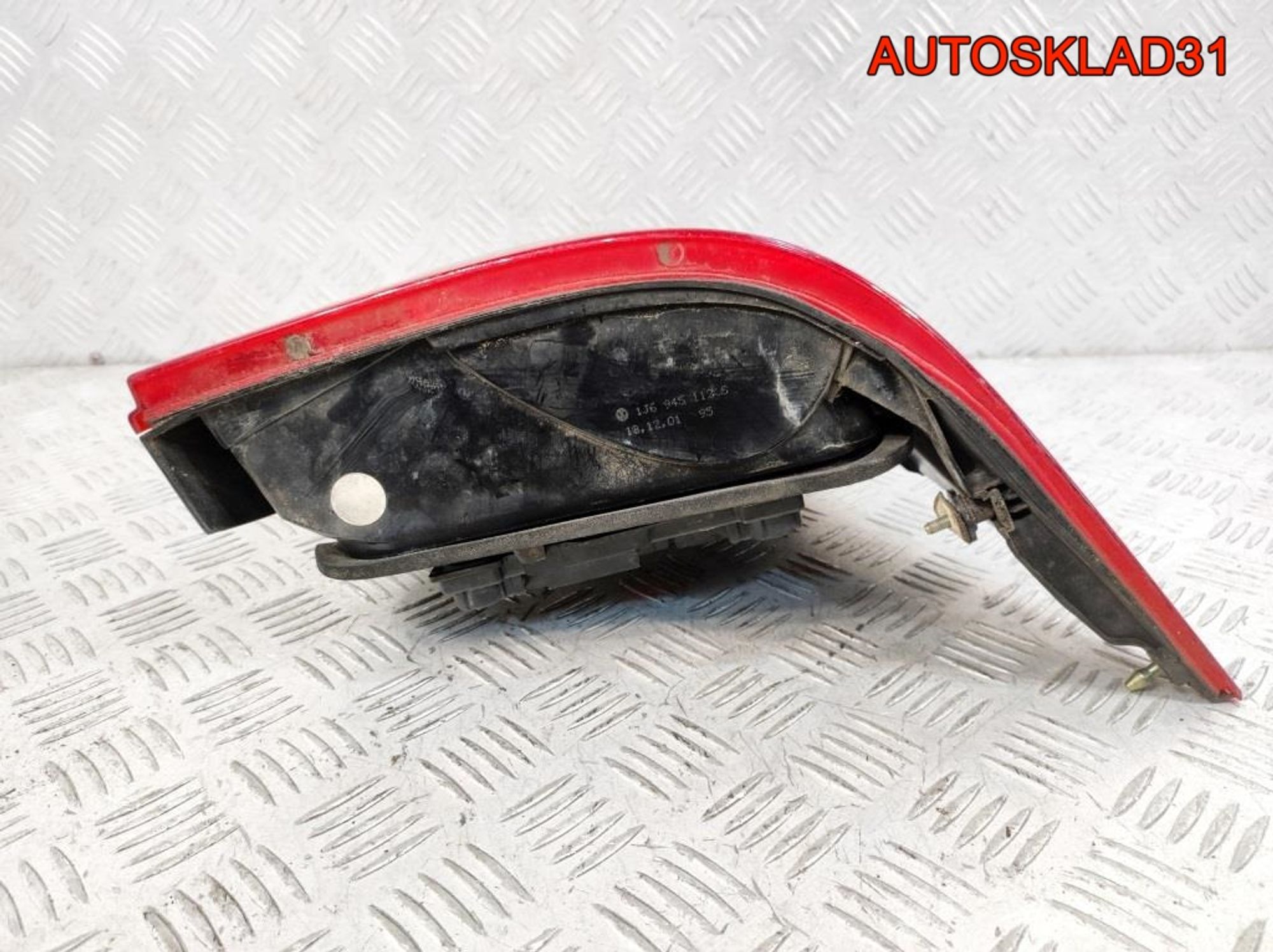 https://ycs.partsauto.market/partsauto-images/thmbs/userImages/edda01b21c13eaa6671738306aa09410/part/0ccb3769-4a0b-434a-b832-4b84d8fe746b_1781609686334.jpg