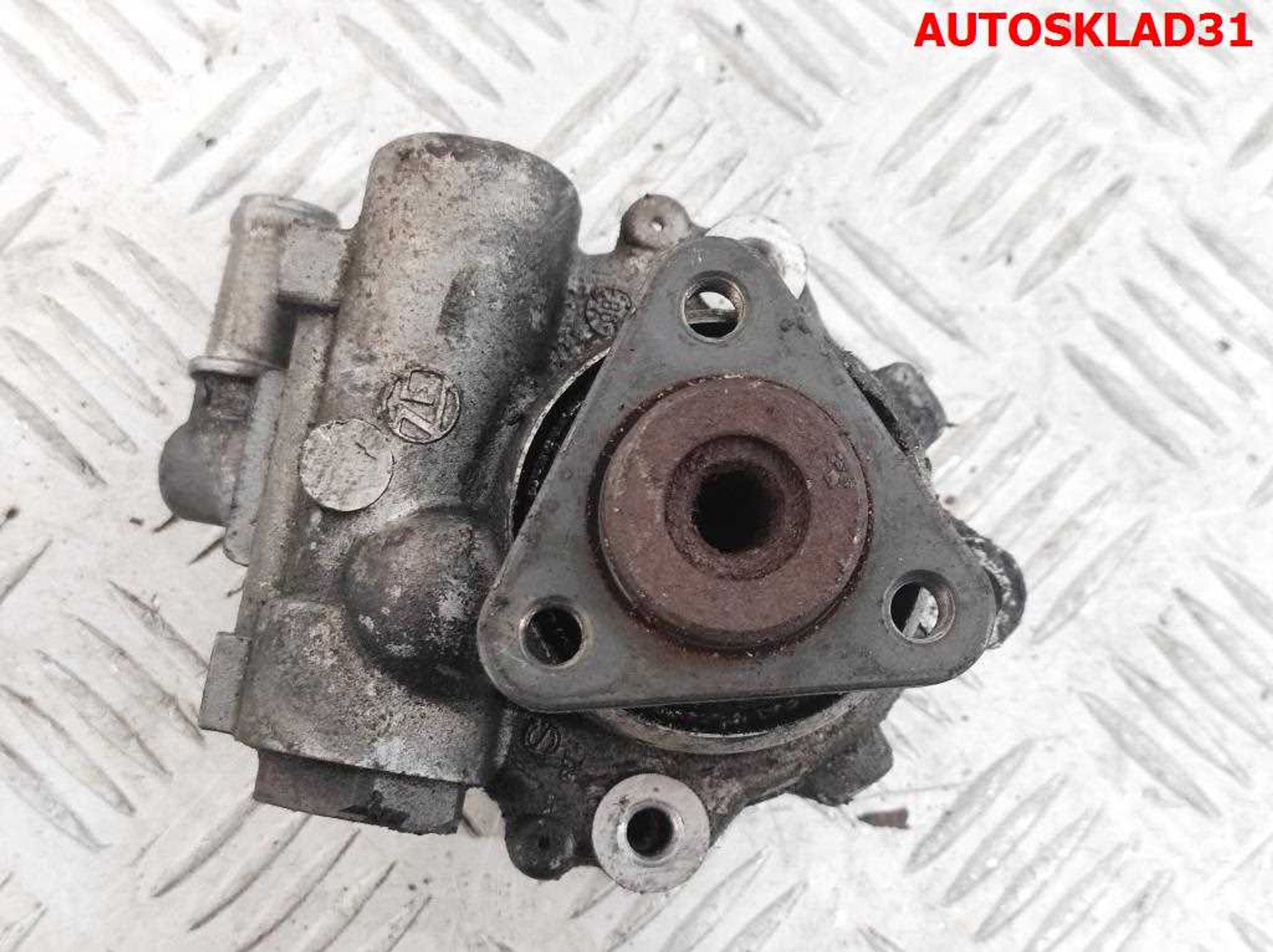 Насос гидроусилителя VW Passat B5 8D0145156F, 6000 рублей, Дубовое