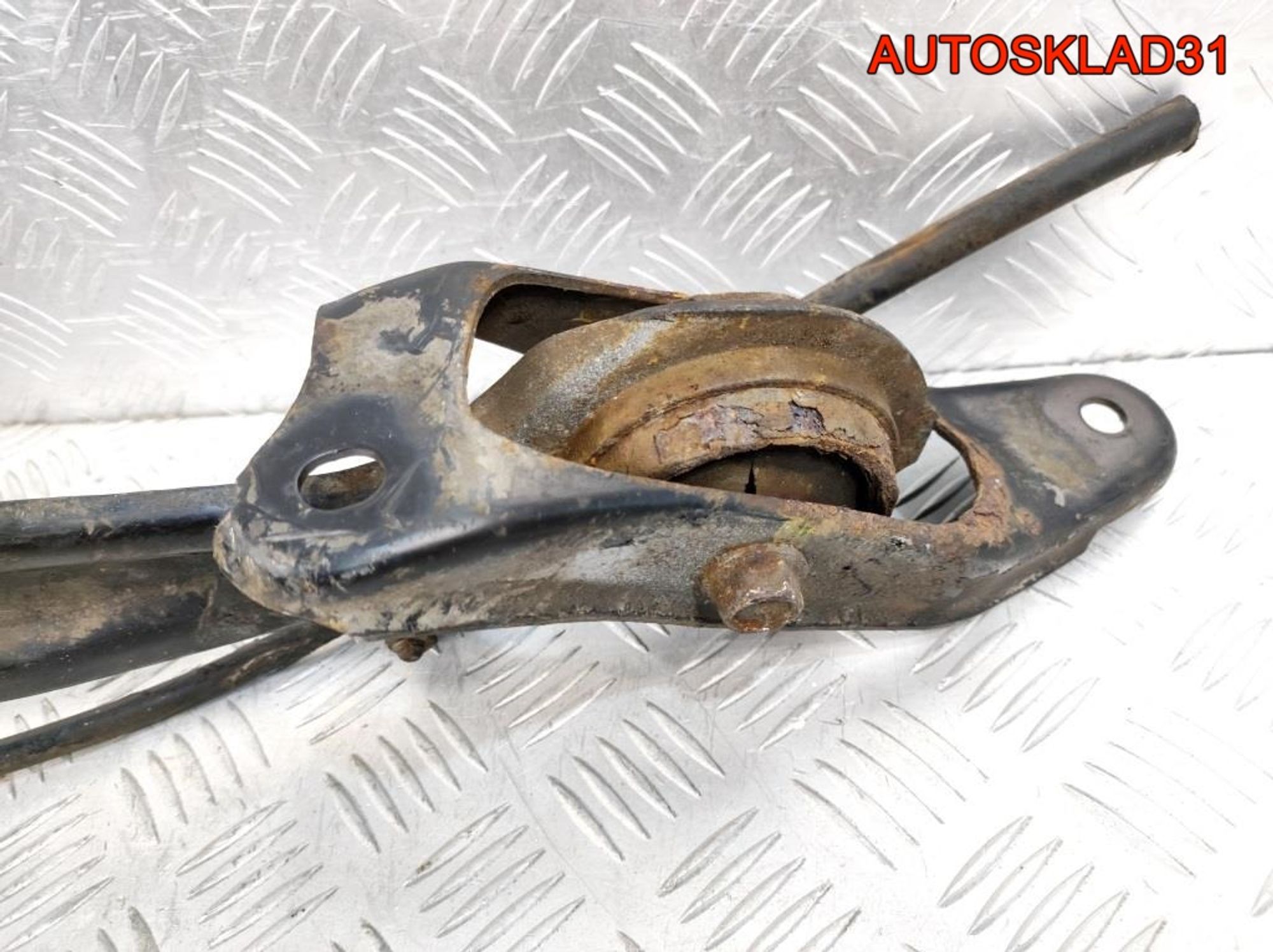 Кулак задний левый в сборе Honda Shuttle 2.3  F23A7, 6000 рублей, Дубовое