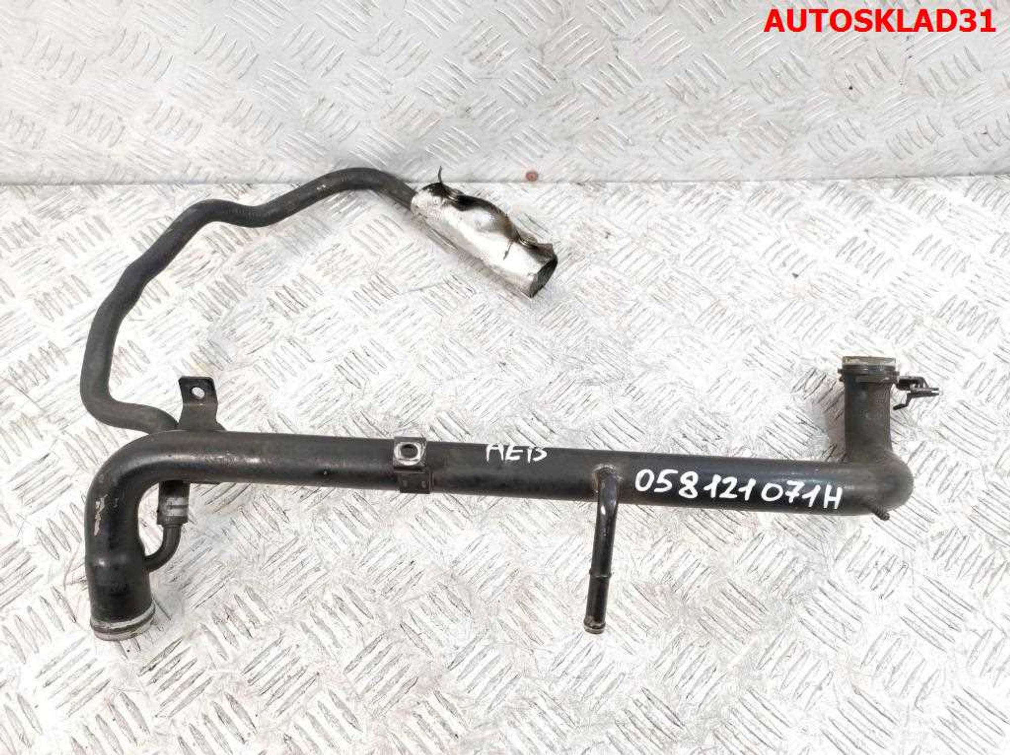 Трубка охлаждающей жидкости VW Passat B5 1,8Т AEB 058121071H, 1000 рублей, Дубовое