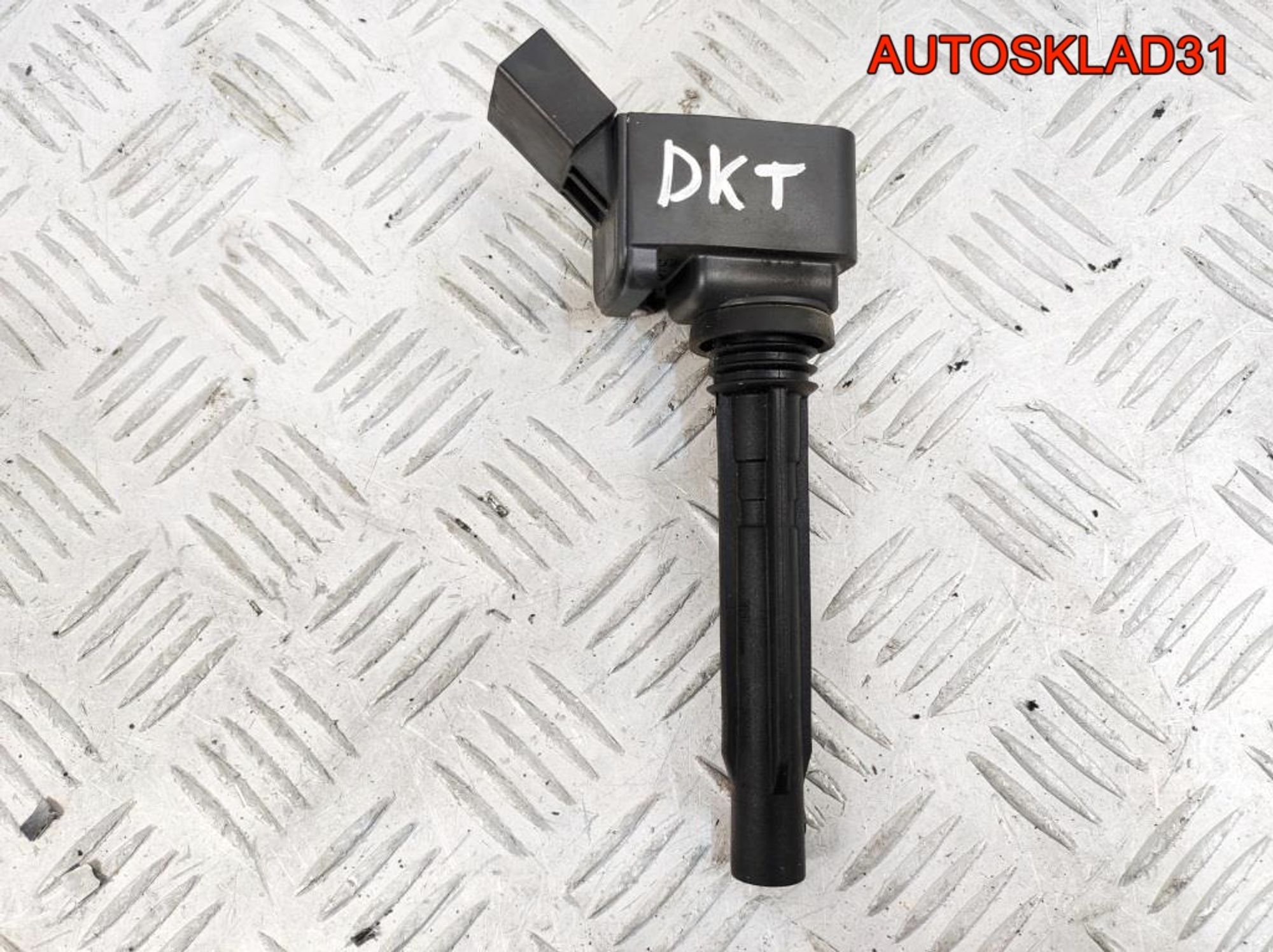 Катушка зажигания Audi TT 8S 2,0 DKT Бензин 06L905110D, 1800 рублей, Дубовое