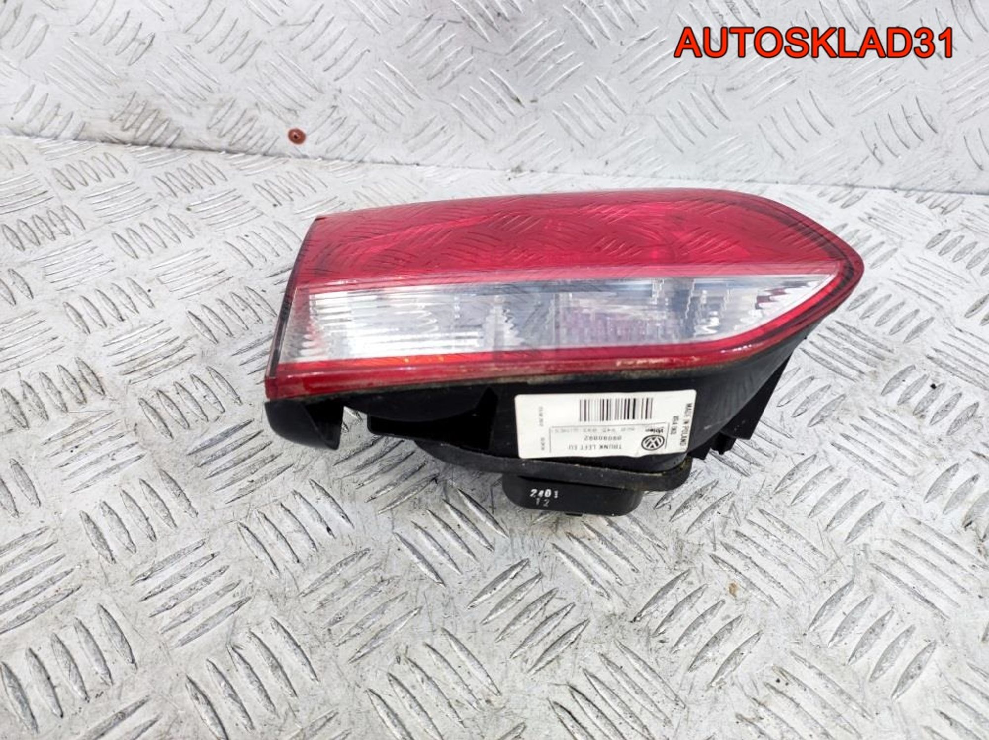 Фонарь внутренний левый VW Golf 6 5K0945093G, 3300 рублей, Дубовое