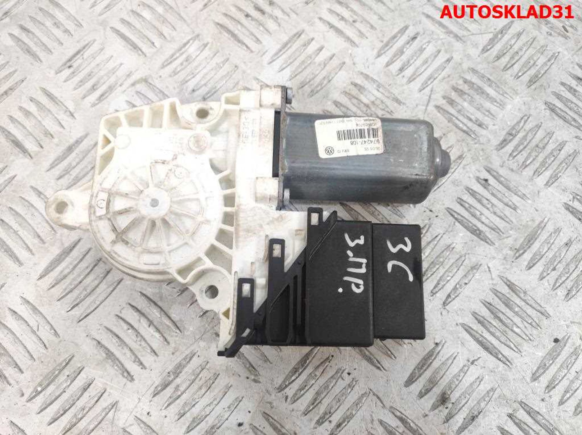 Мотор стеклоподъемника правый задний VW Passat B6 3C9959704, 800 рублей, Дубовое