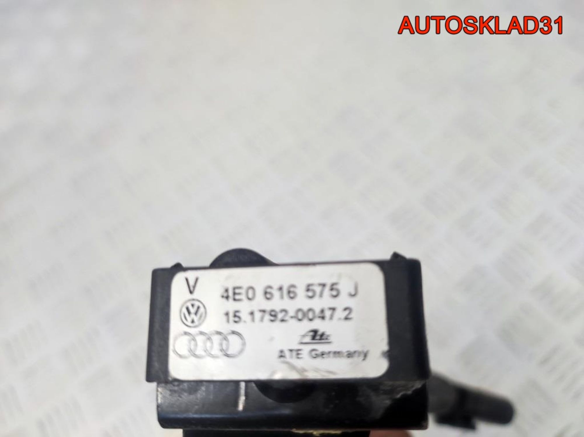 Датчик ускорения пневмоподвески Audi A8 4E0907651G, 900 рублей, Дубовое