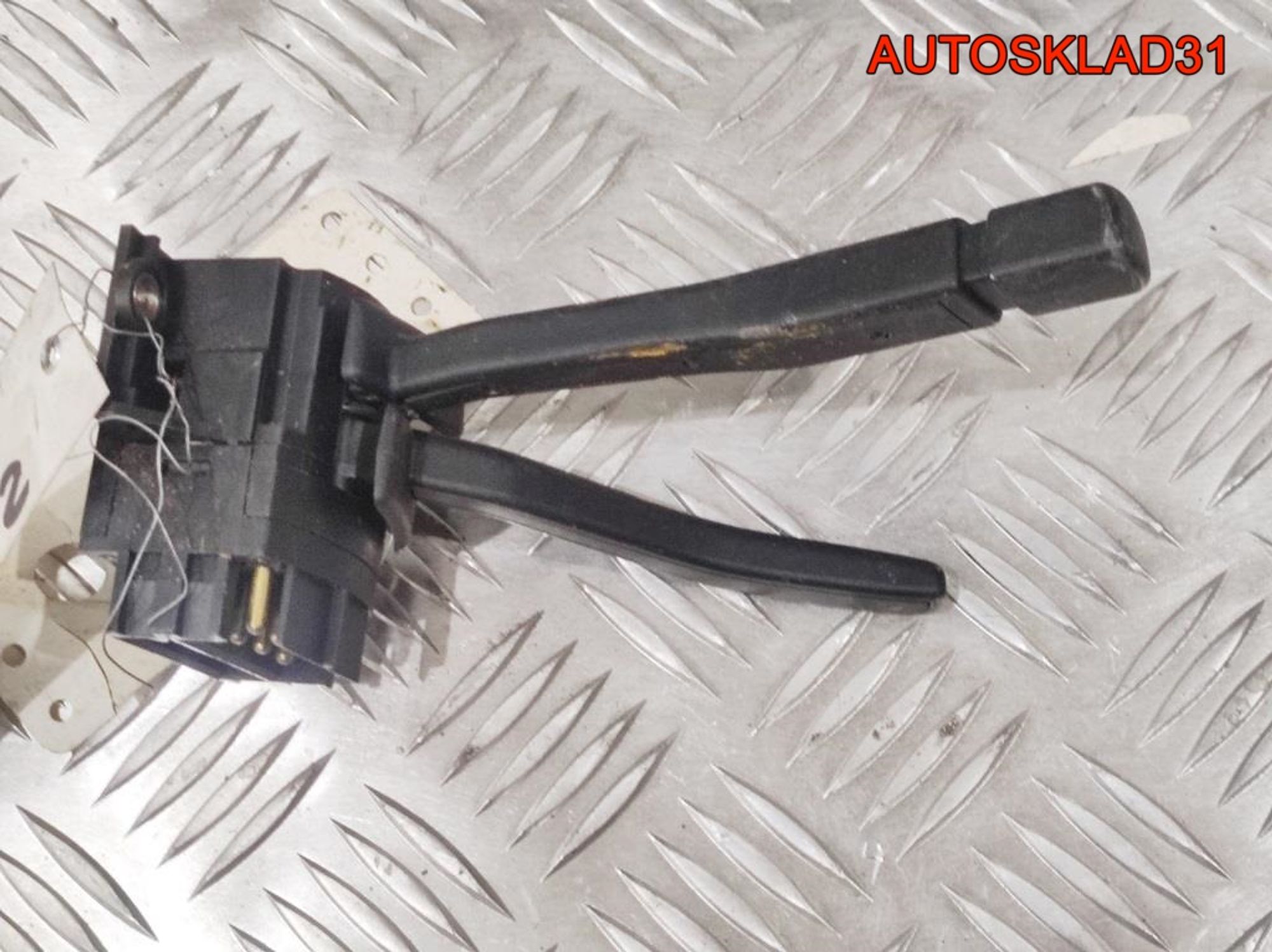 Переключатель стеклоочистителя Ford Sierra 90BG11K665CC, 1000 рублей, Дубовое