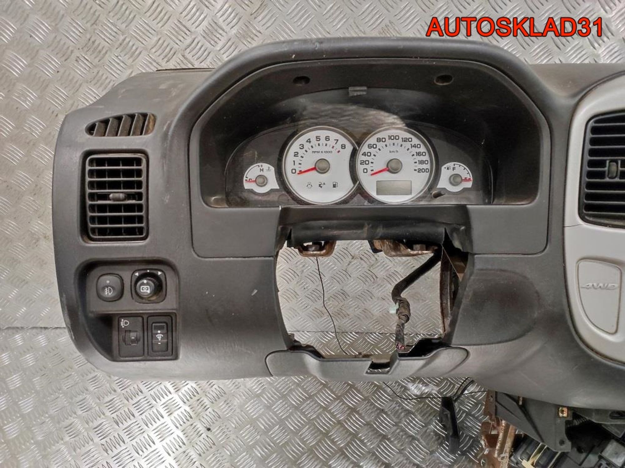 Торпедо Голое Ford Maverick 2 4804441, 13500 рублей, Дубовое