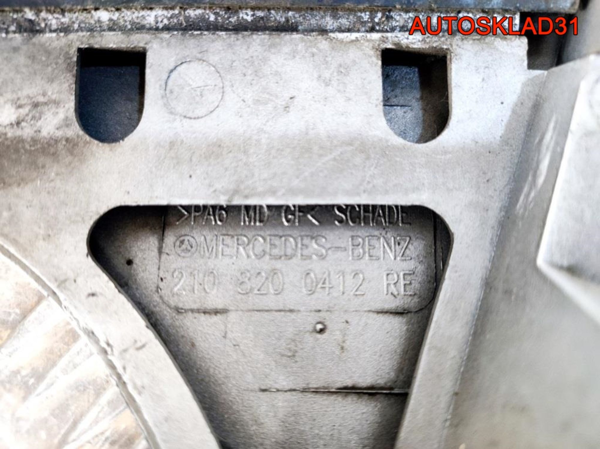 Планка под фару правая Mercedes W210 A2108200412, 1300 рублей, Дубовое